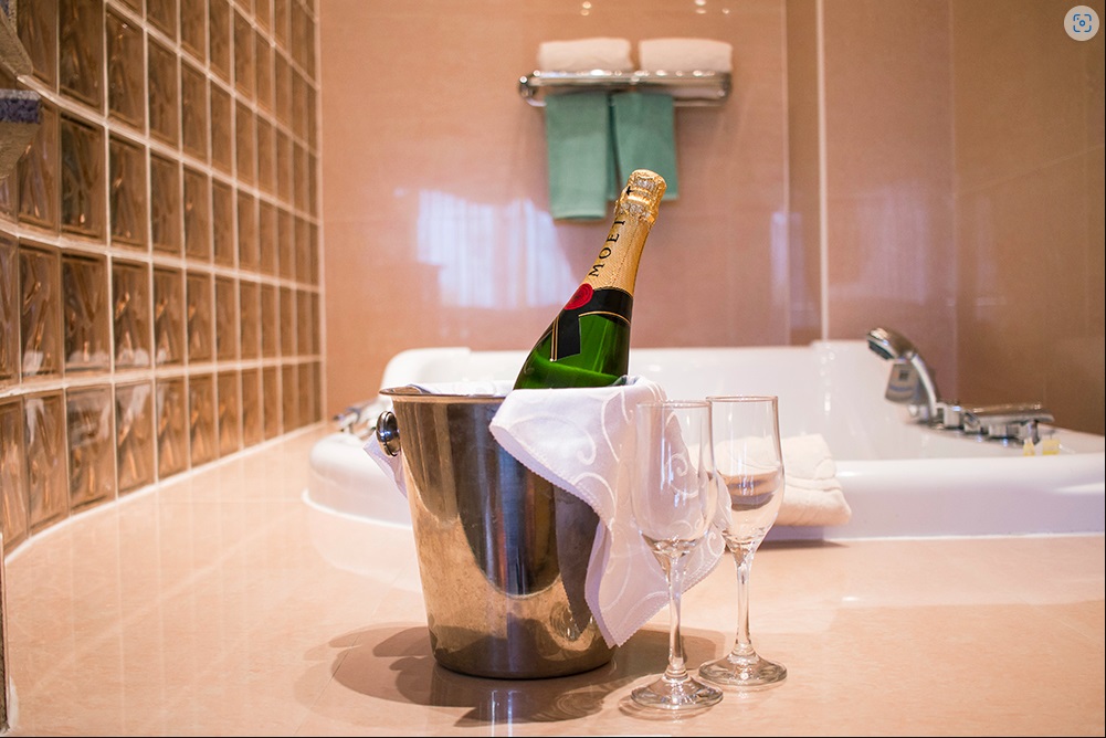 Junior Suite Standard