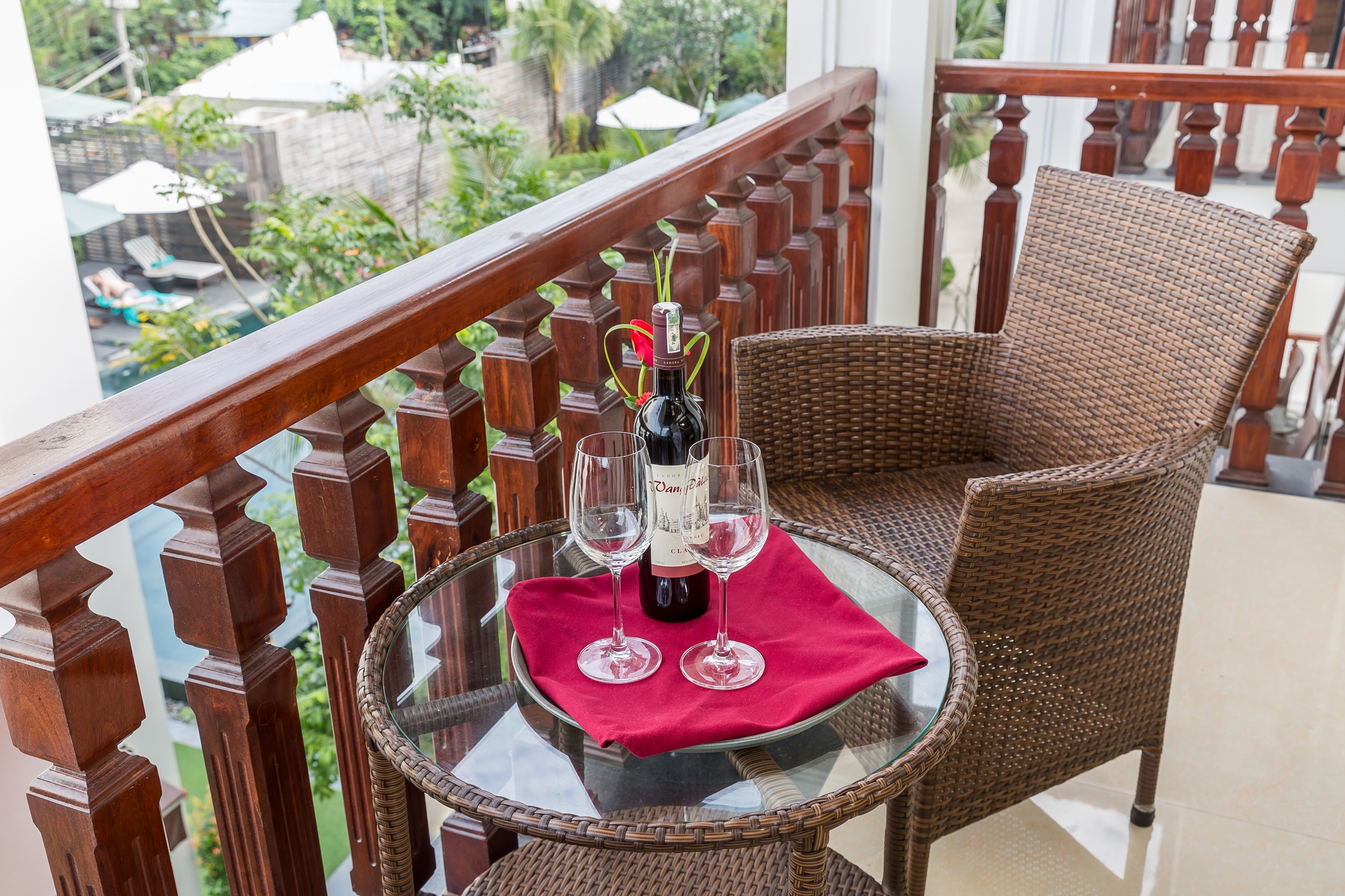 Double Deluxe Pool View