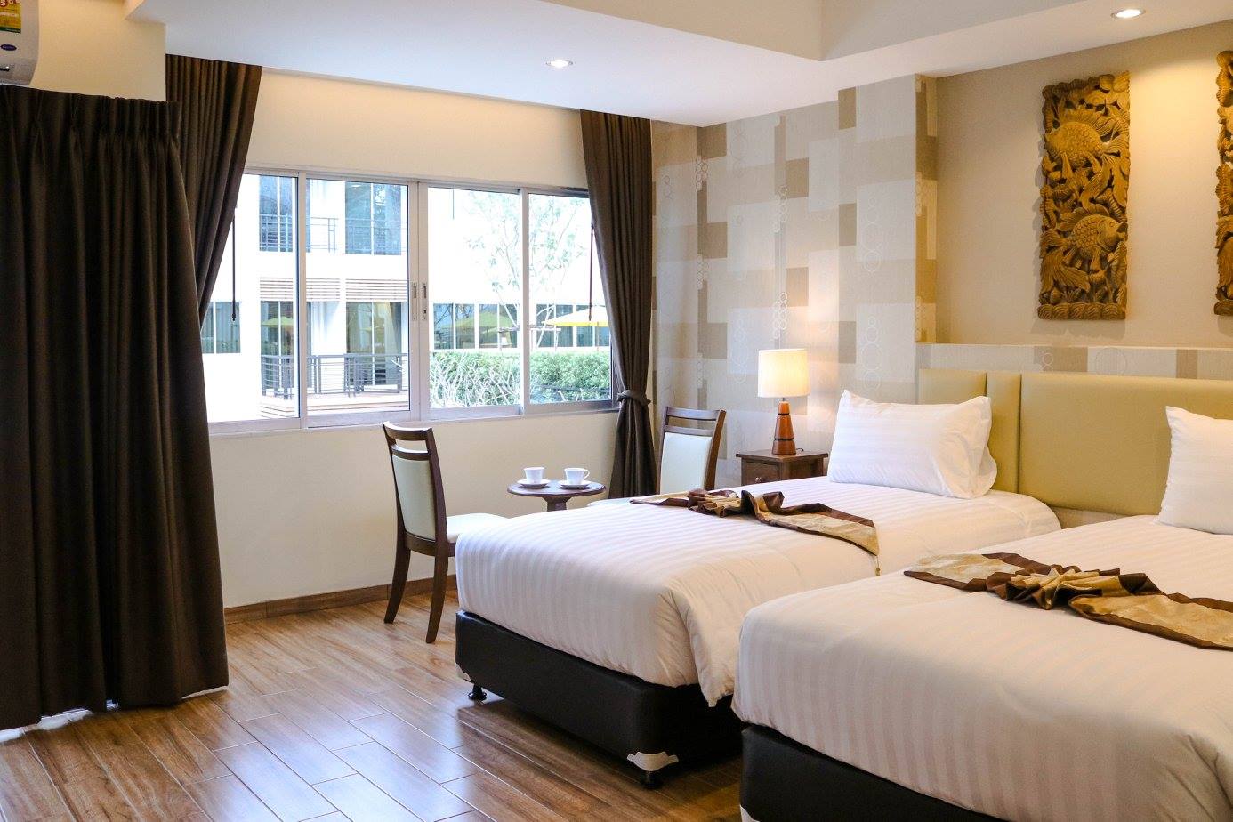 Double or Twin Executive