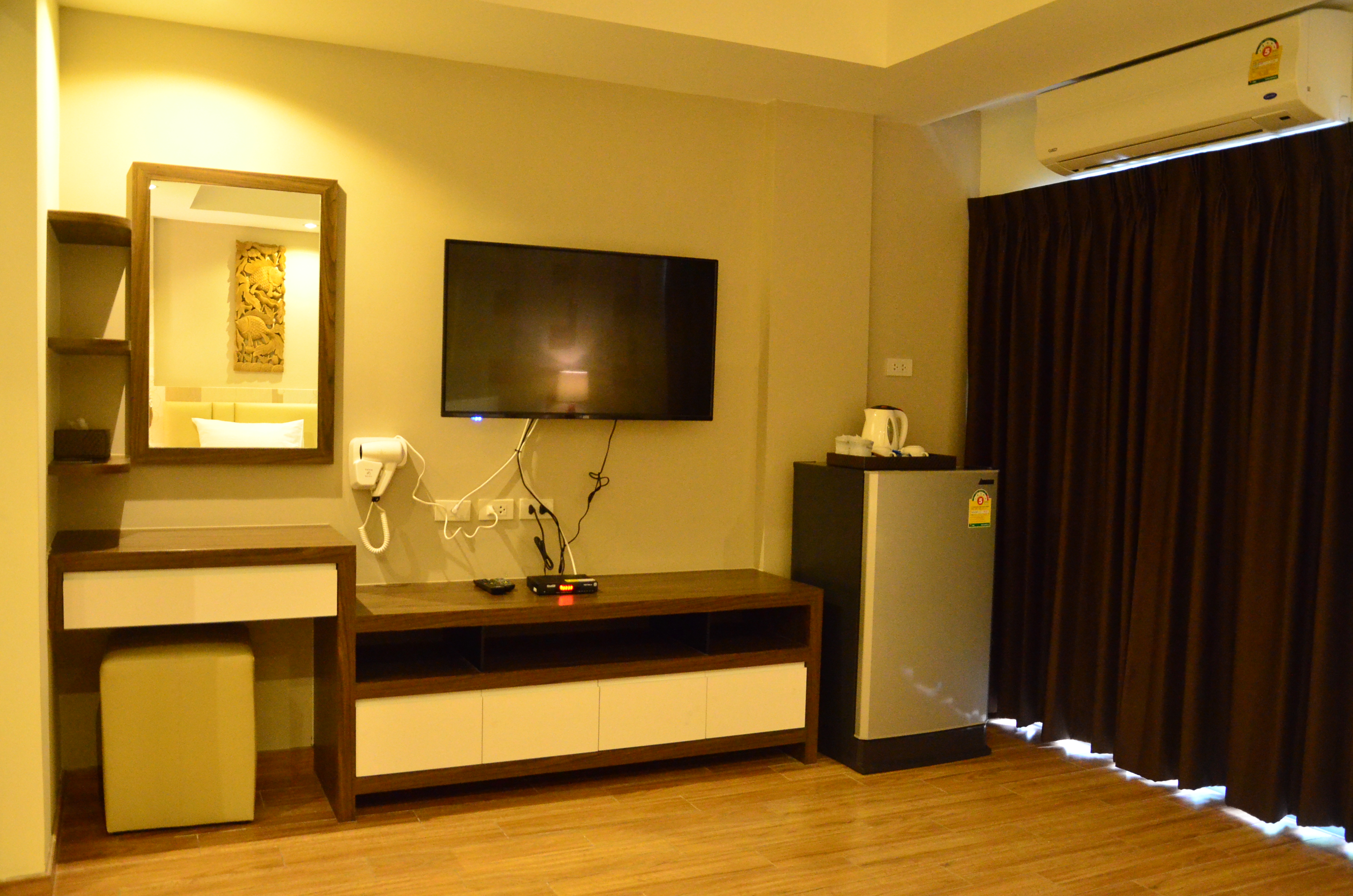 Double or Twin Deluxe