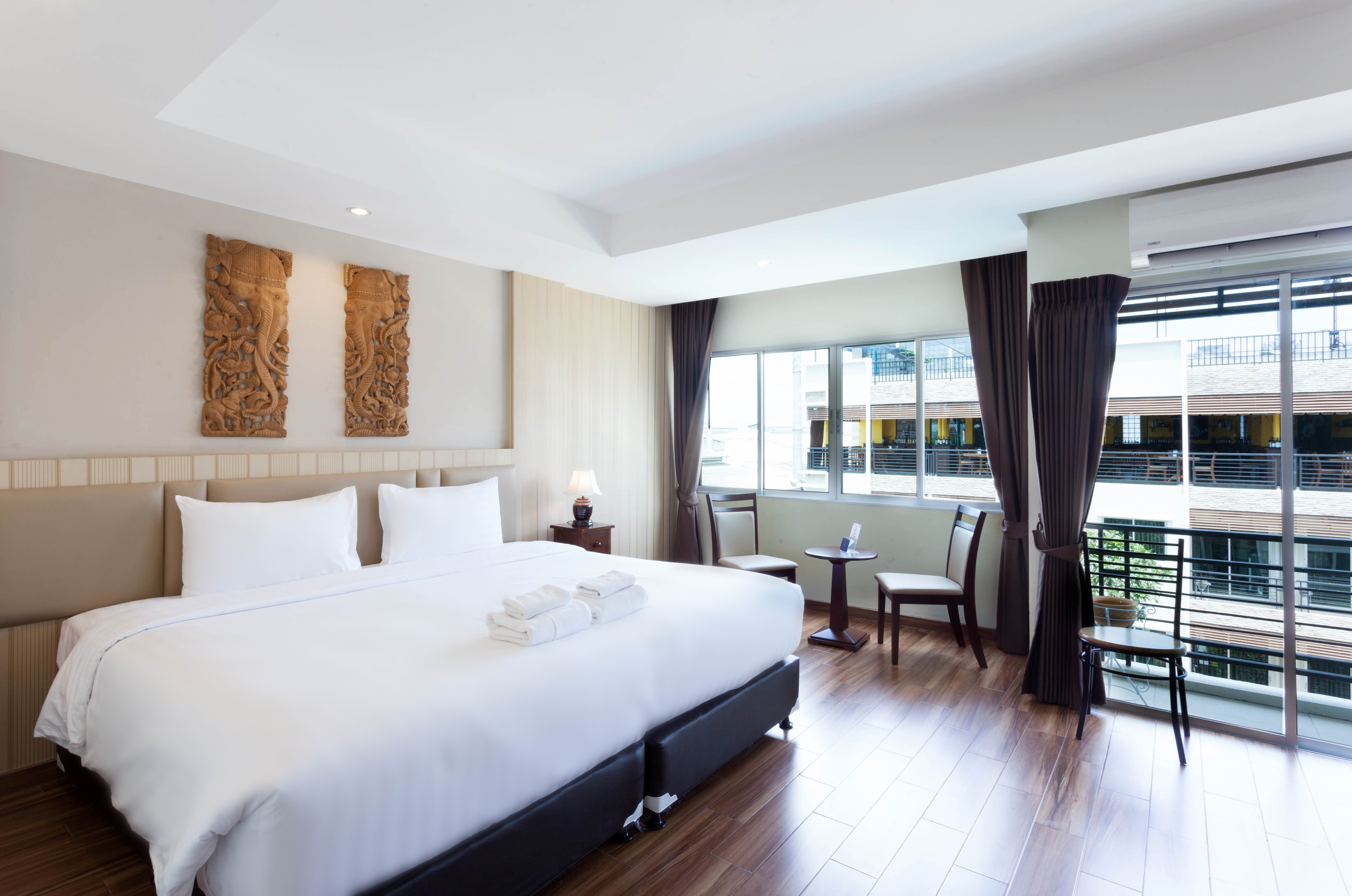 Double or Twin Executive