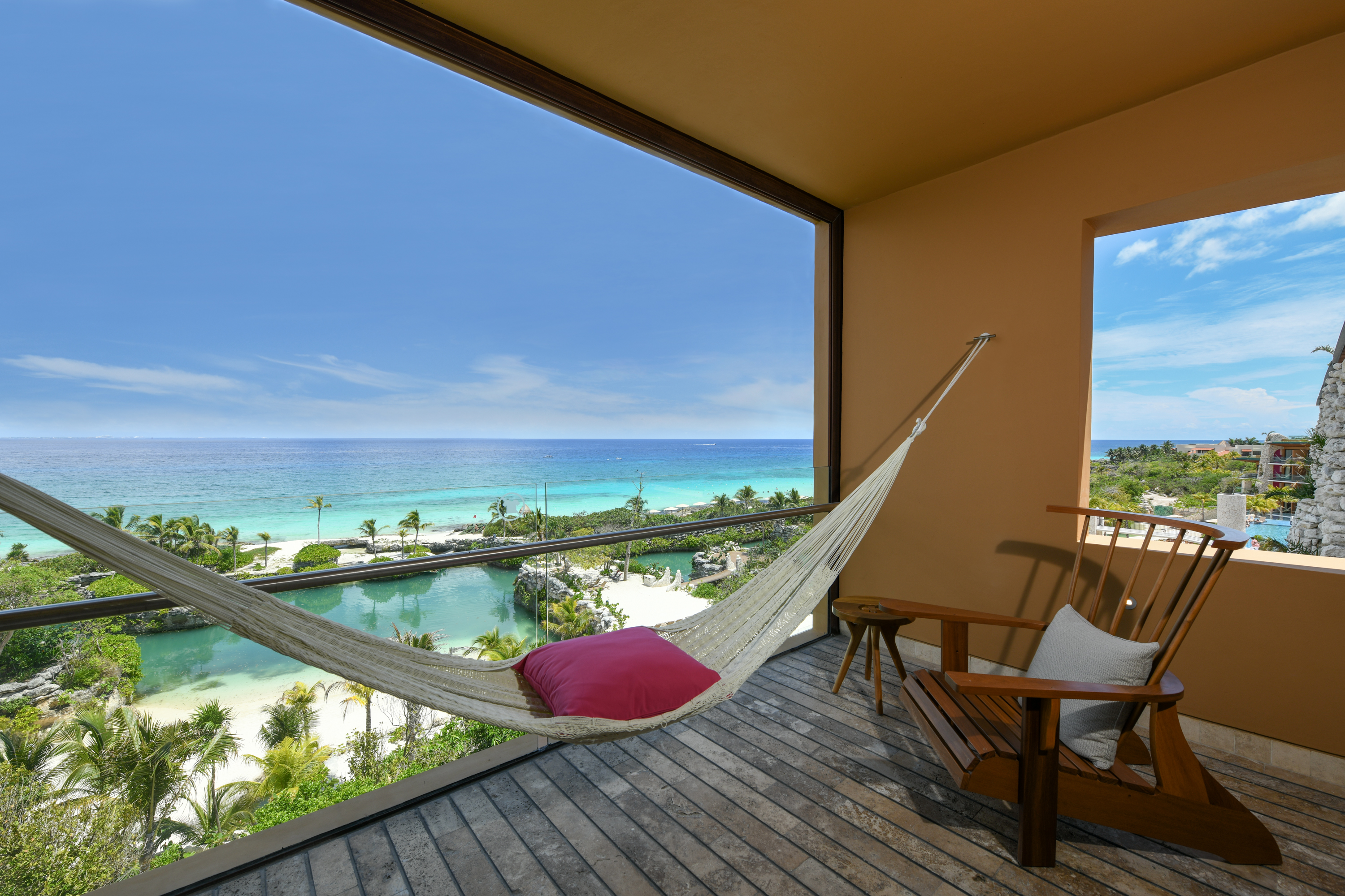Junior Suite Ocean Front