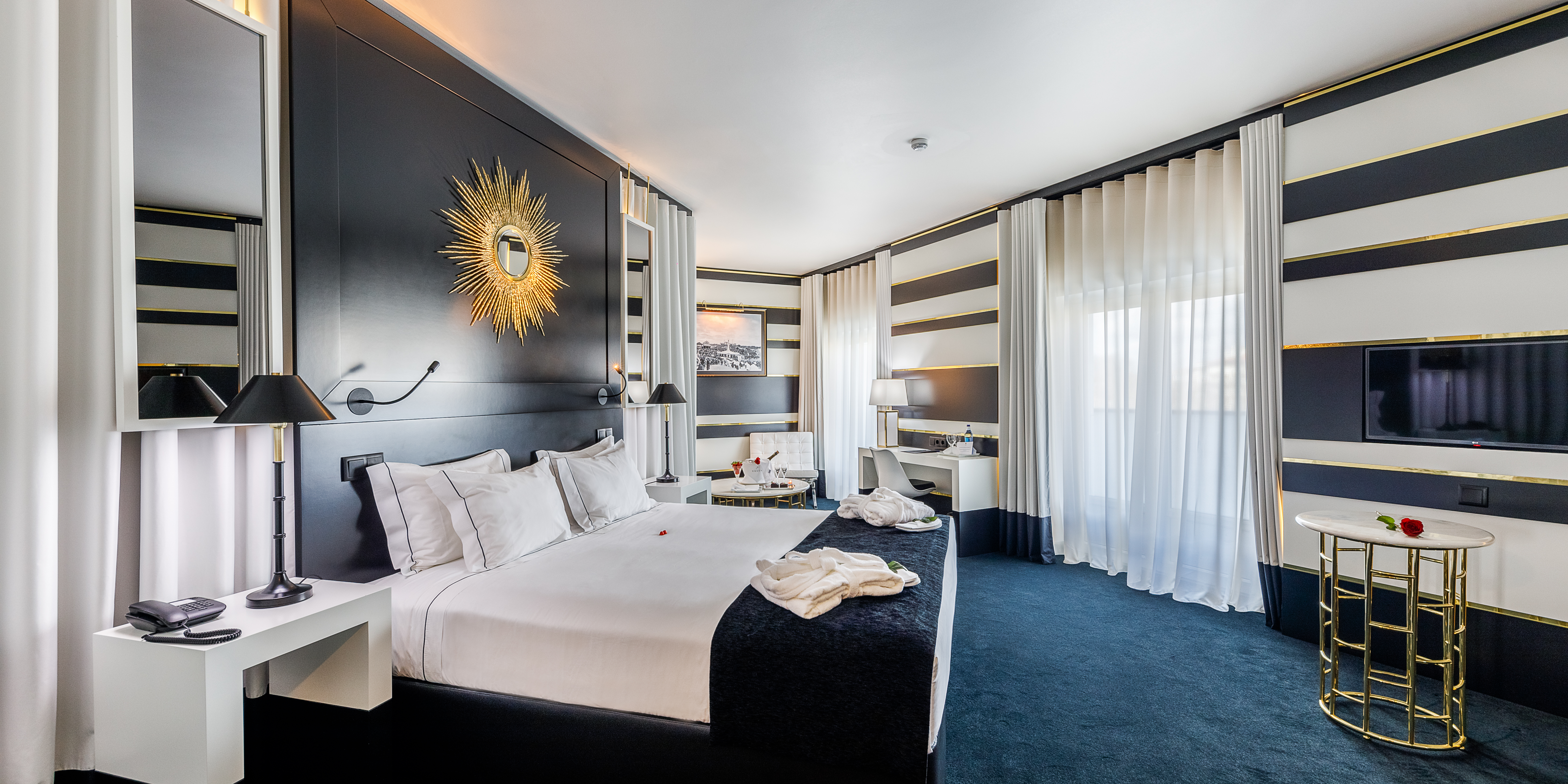 Double or Twin Standard