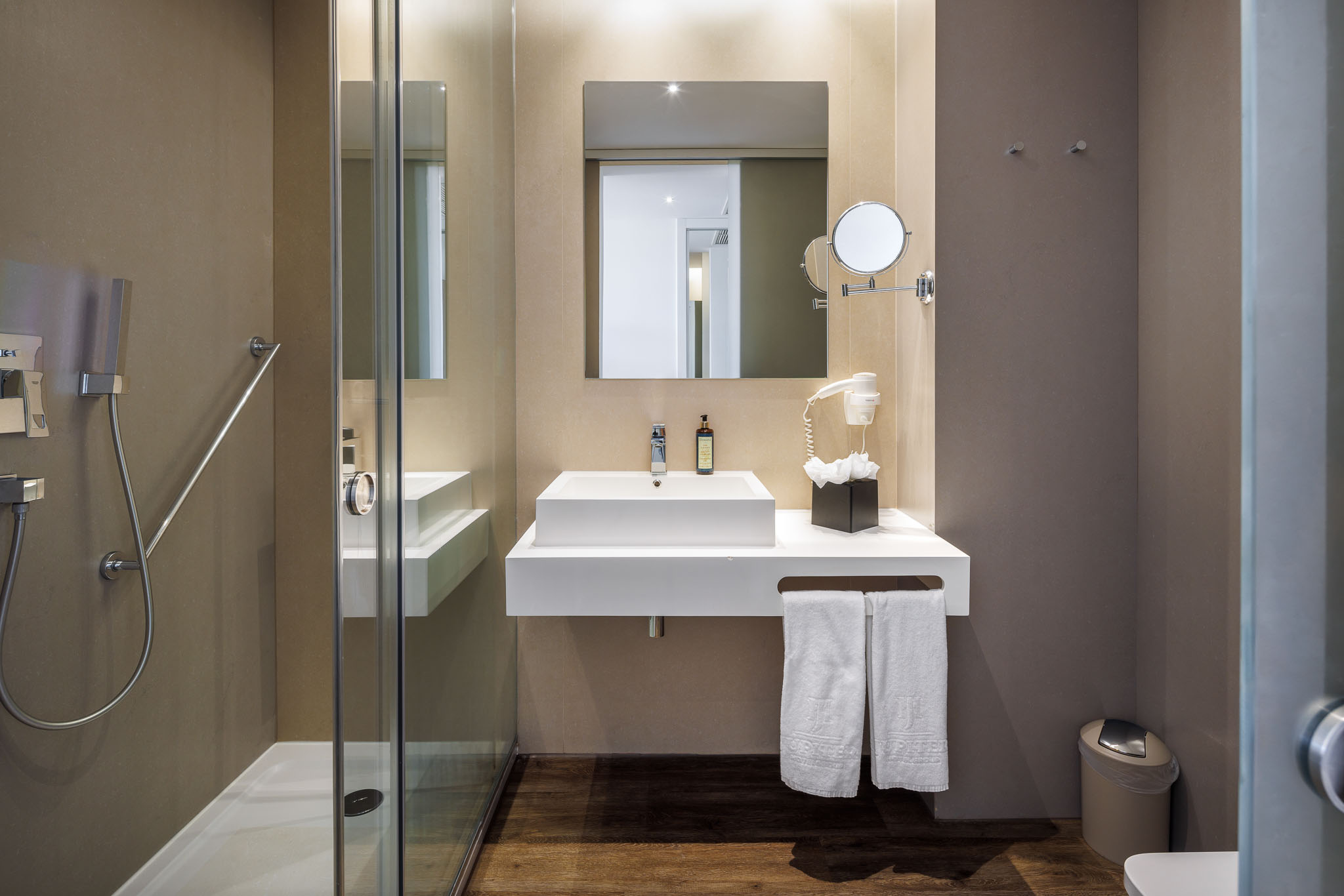 Double Single Classic