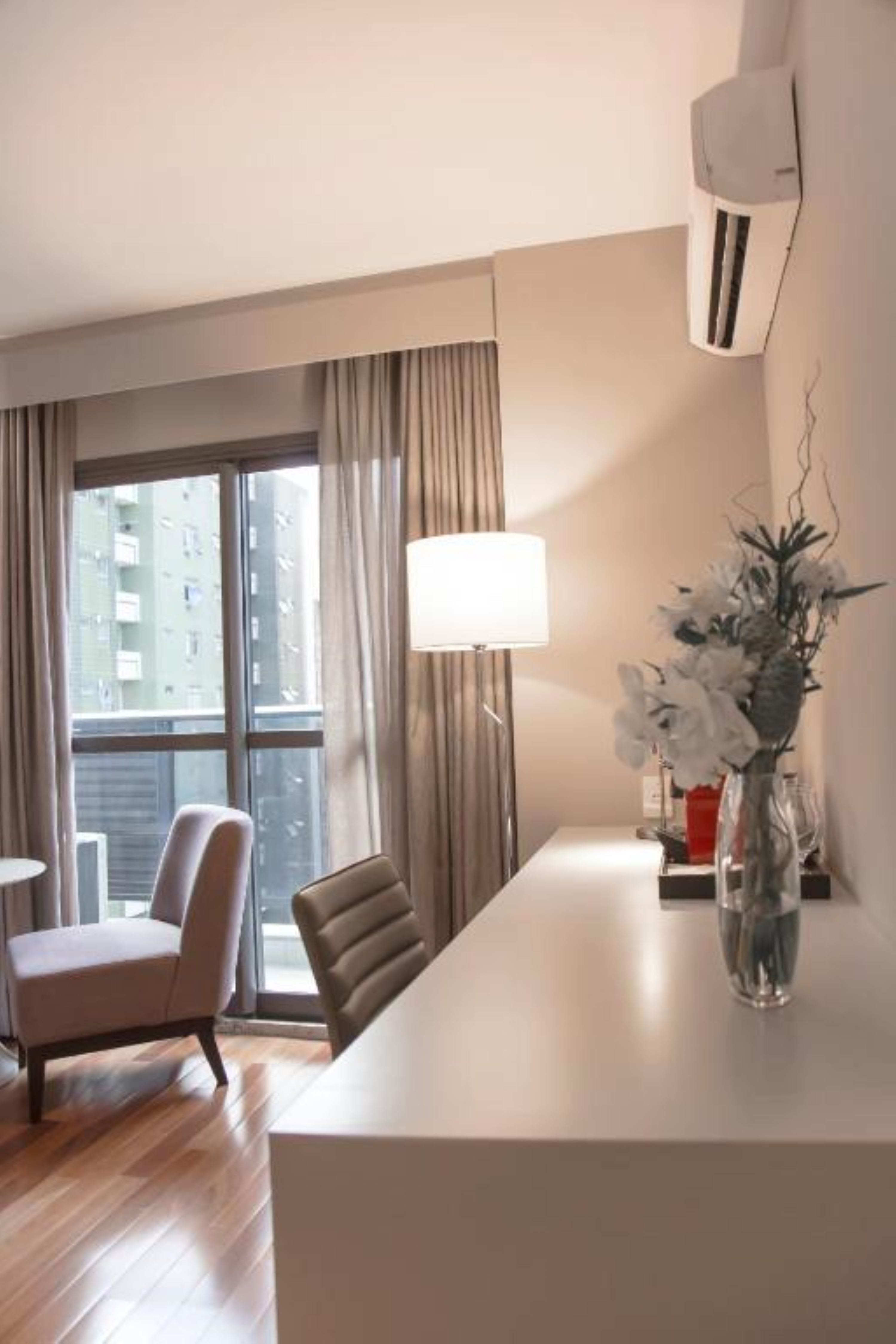 Double Queen Size Bed