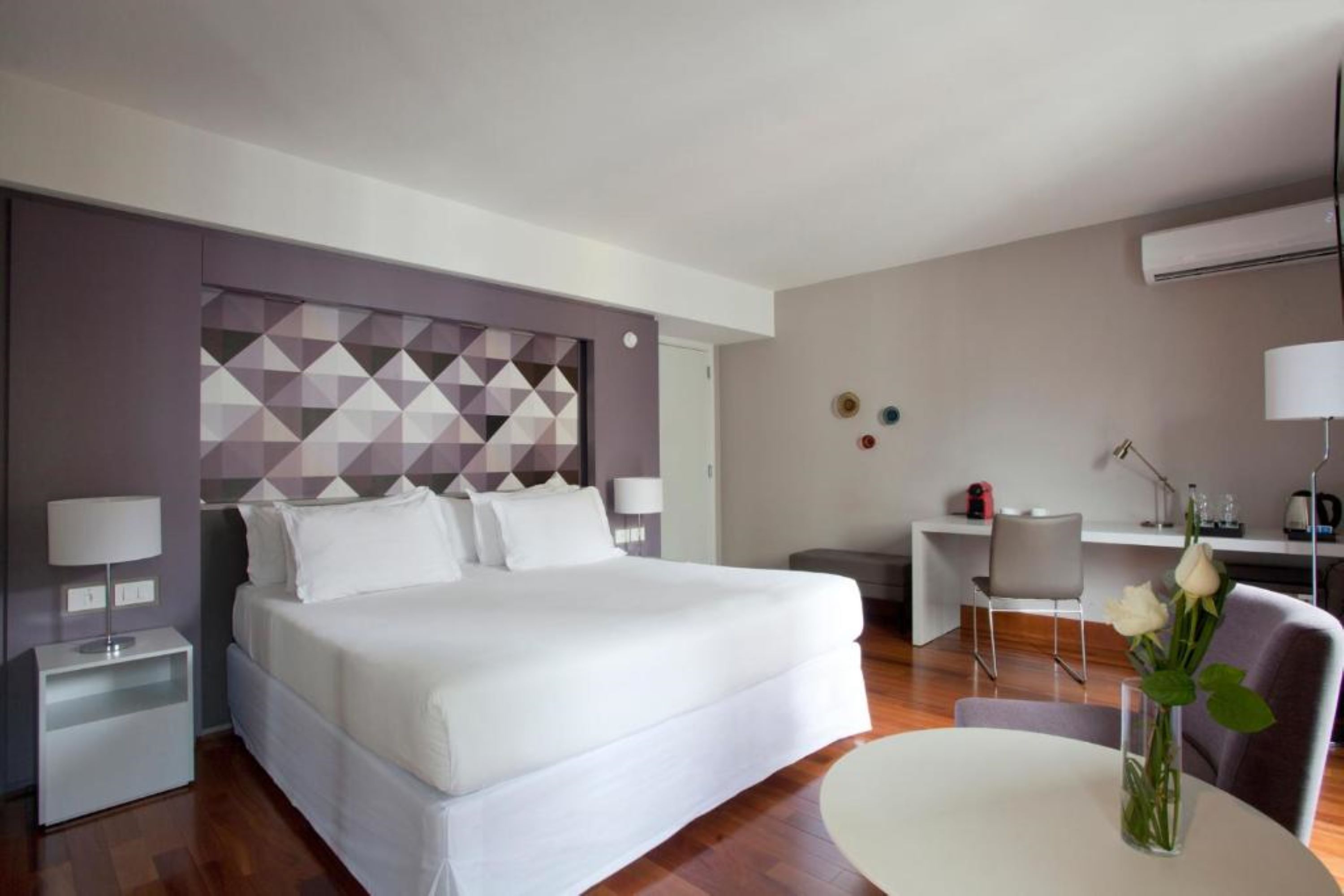 Double Queen Size Bed