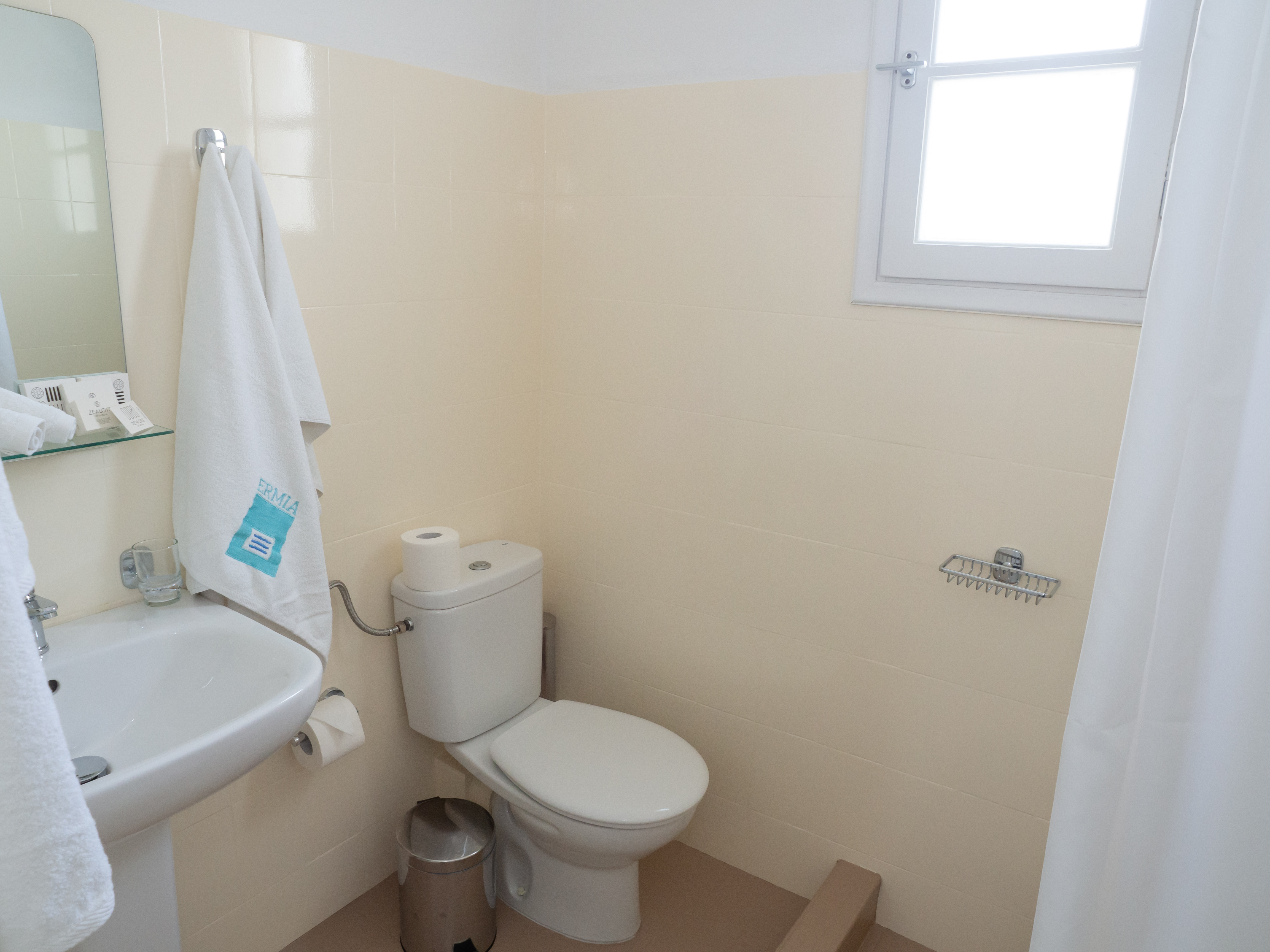 Bungalow Garden View