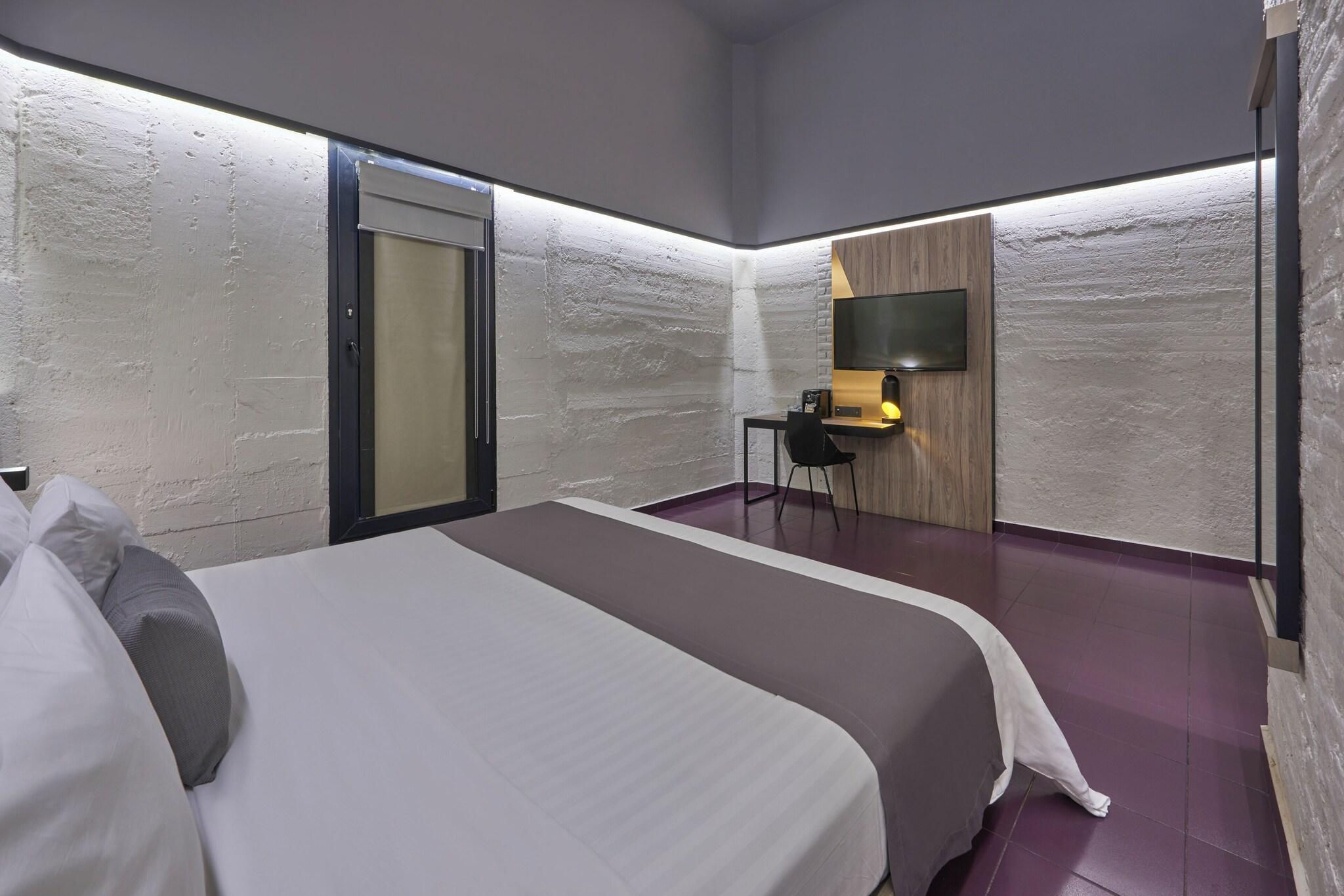 Double King Size Bed