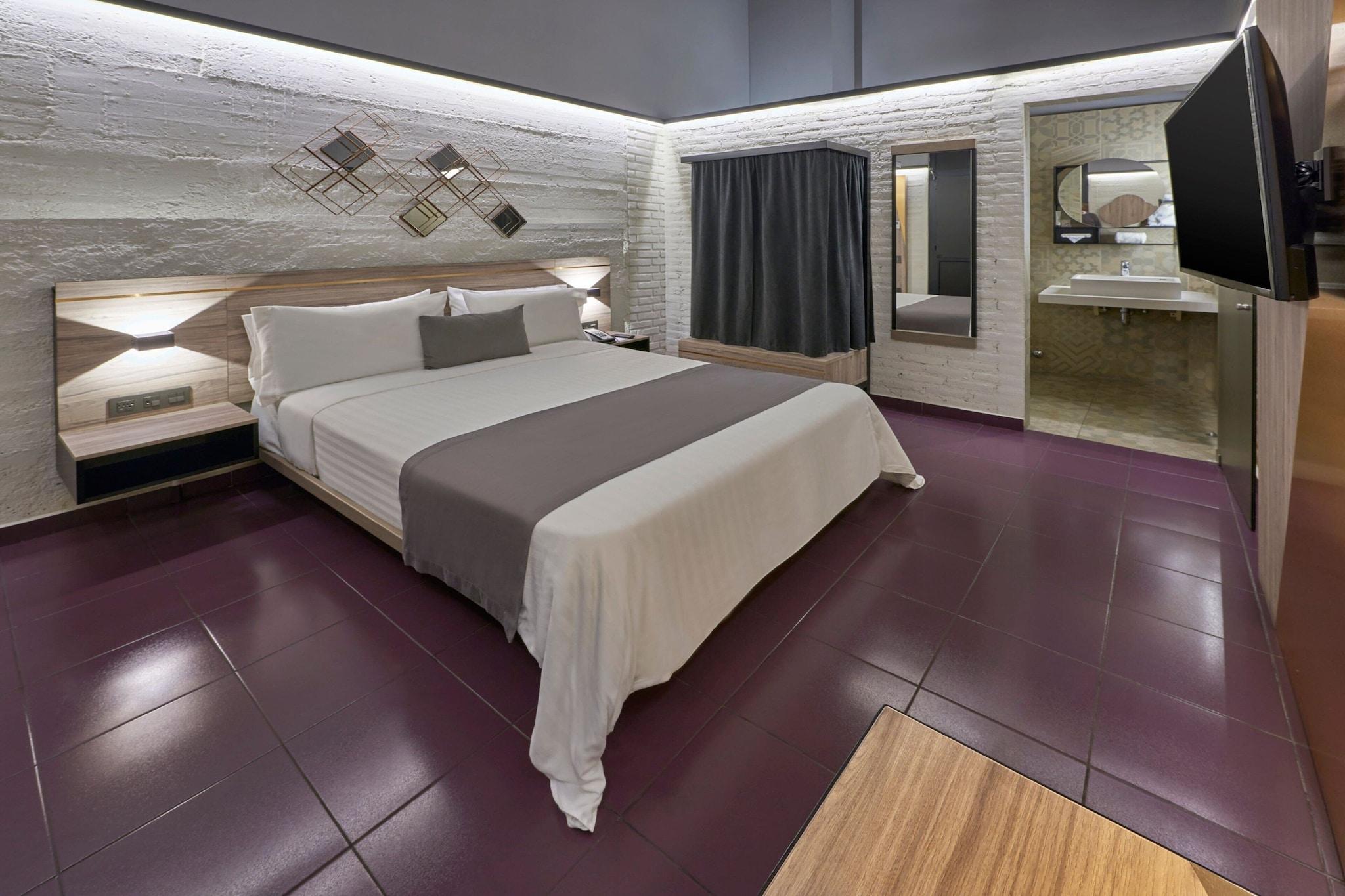 Double Superior King Bed