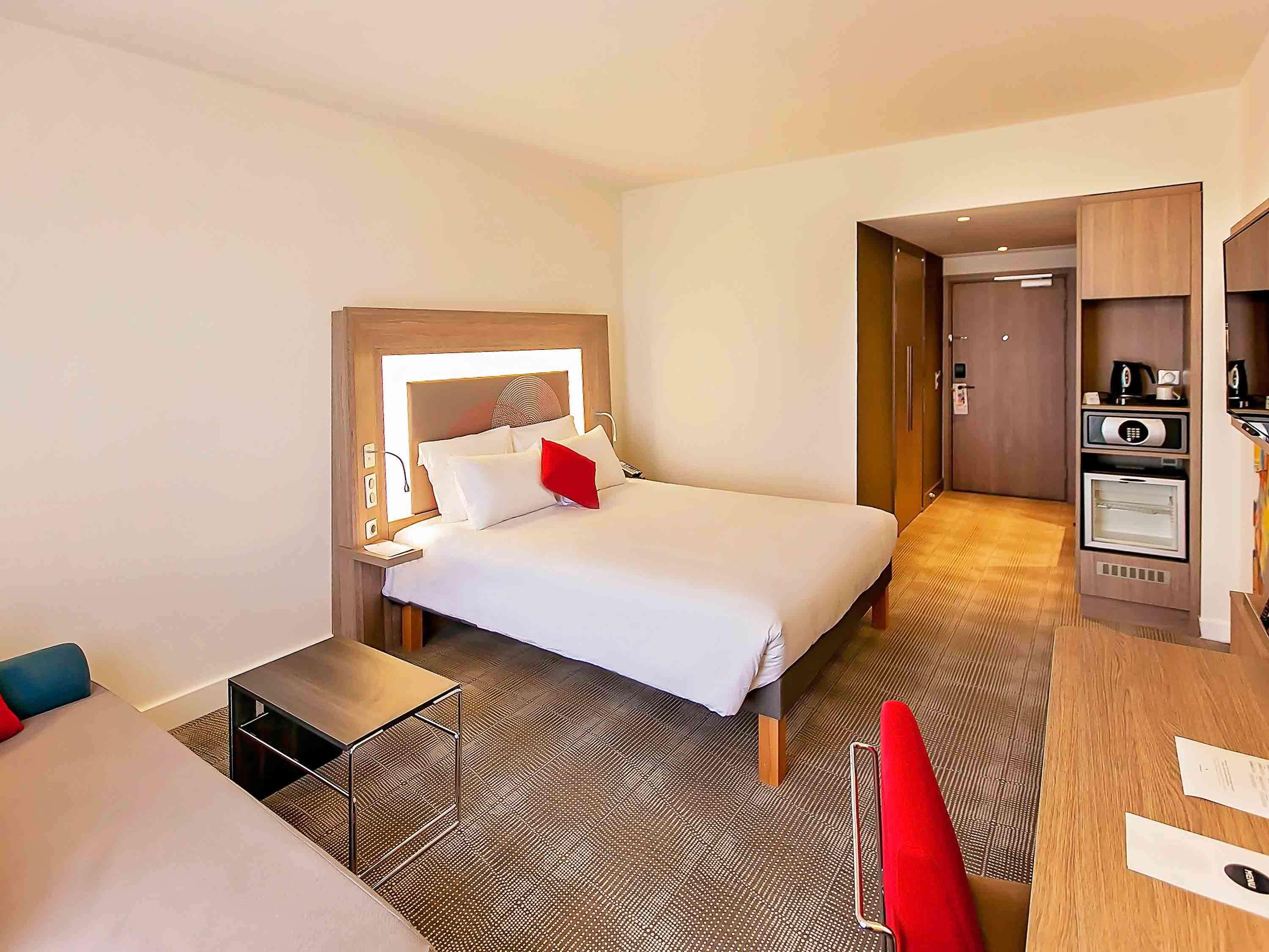 Double Superior Queen Bed