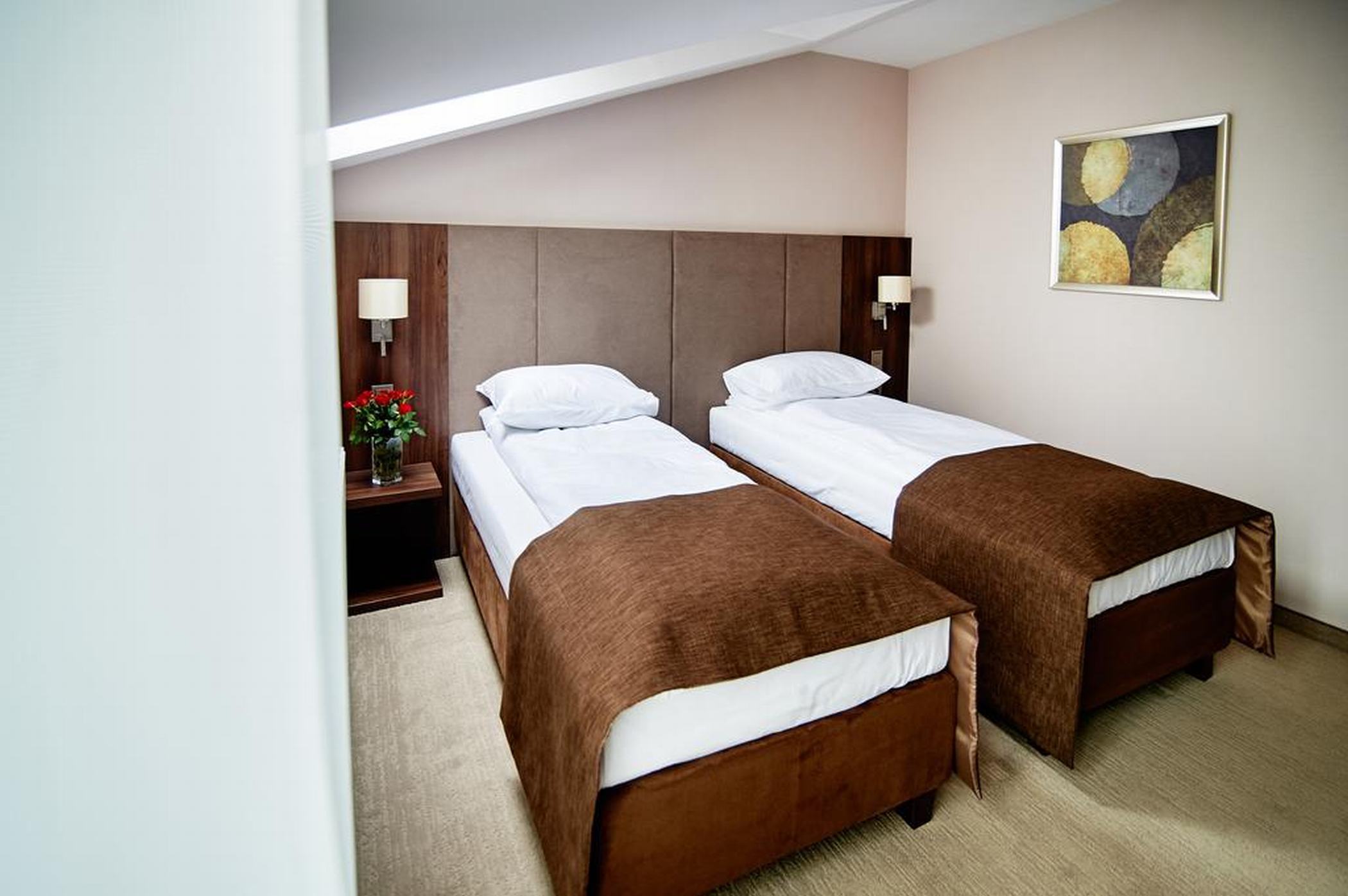 Double or Twin Standard