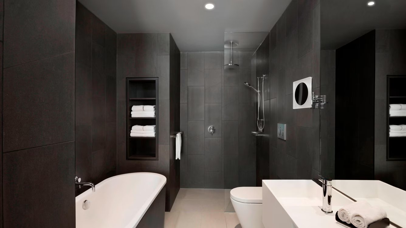 Junior Suite King Size Bed