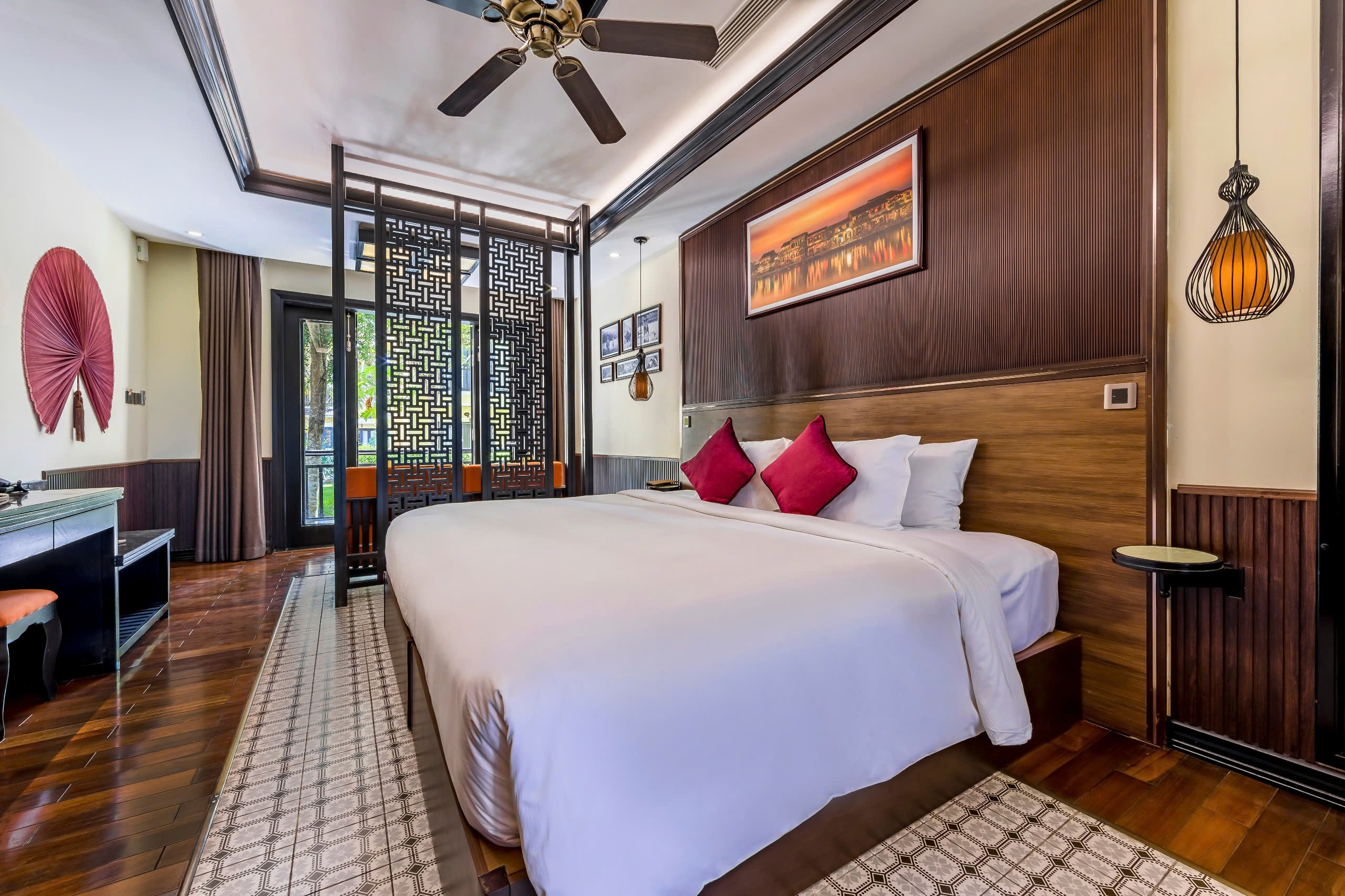 Bungalow Garden View