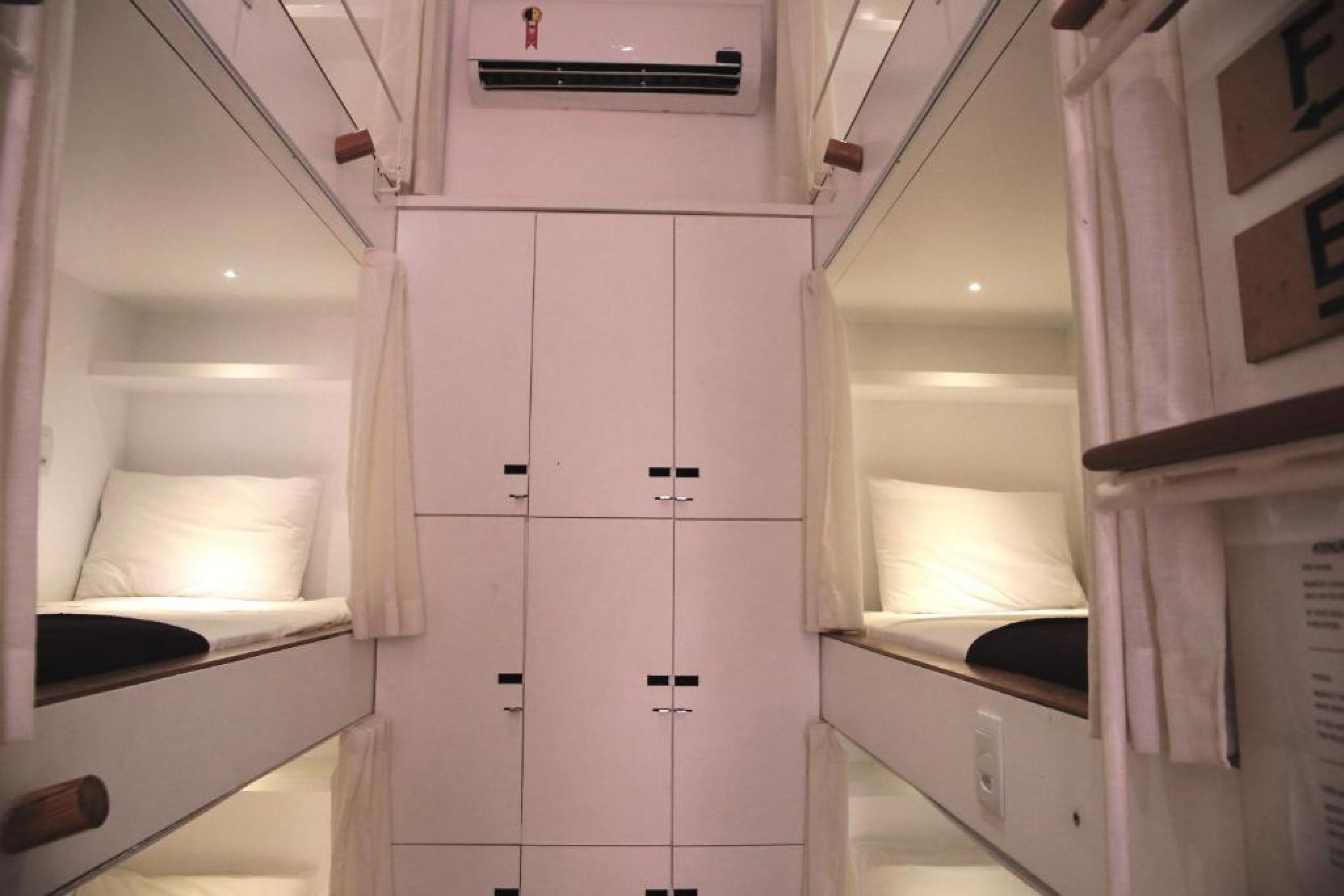 Bed in Dormitory Twelve Bedrooms