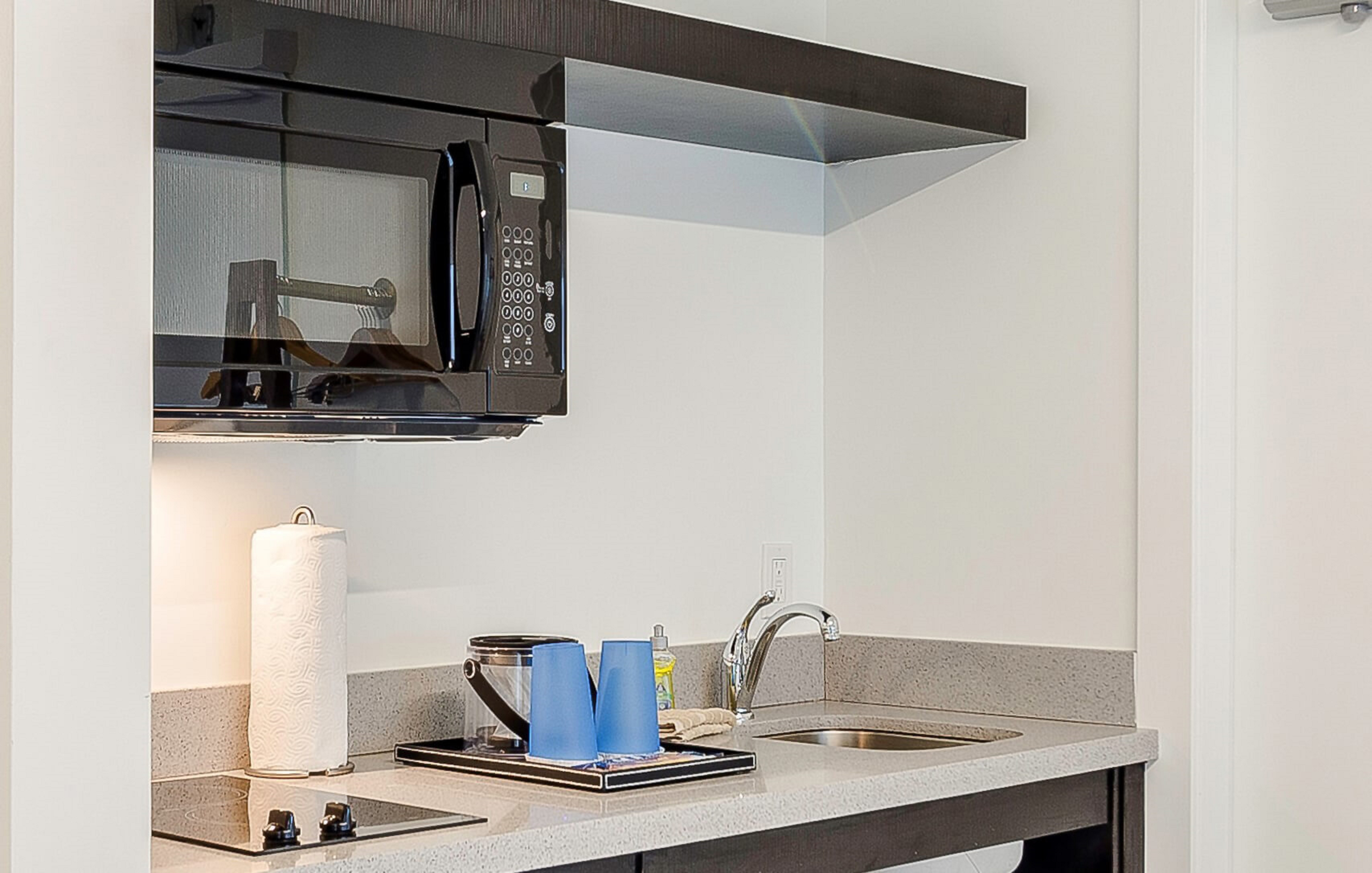 Bungalow Two Queen Beds