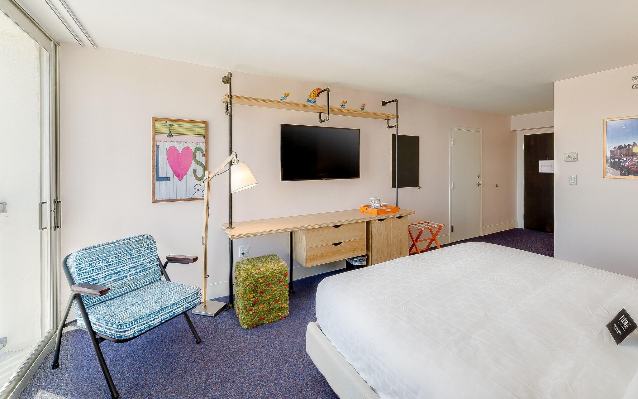 Double Ocean Front King Bed