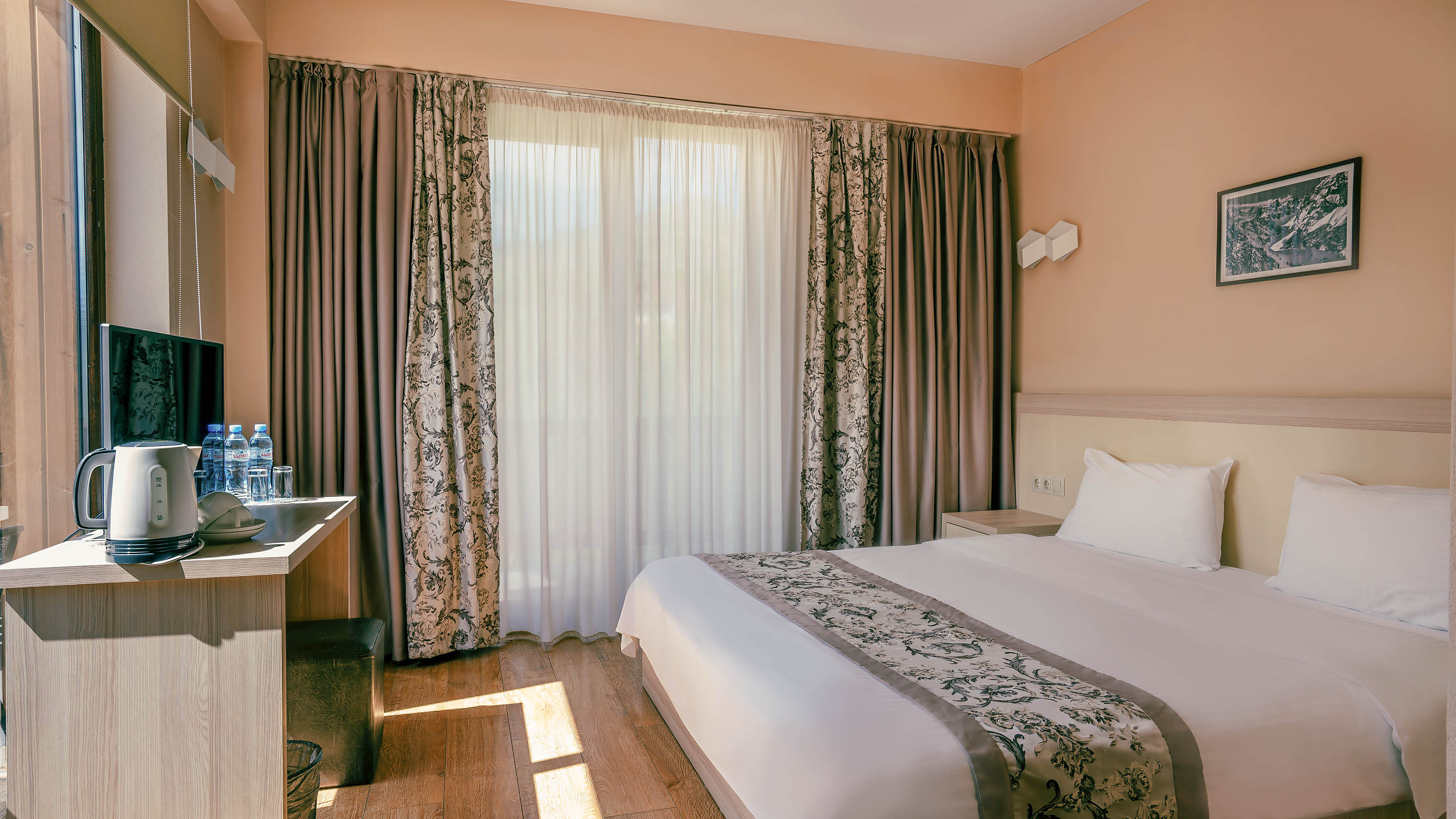 Double or Twin Deluxe