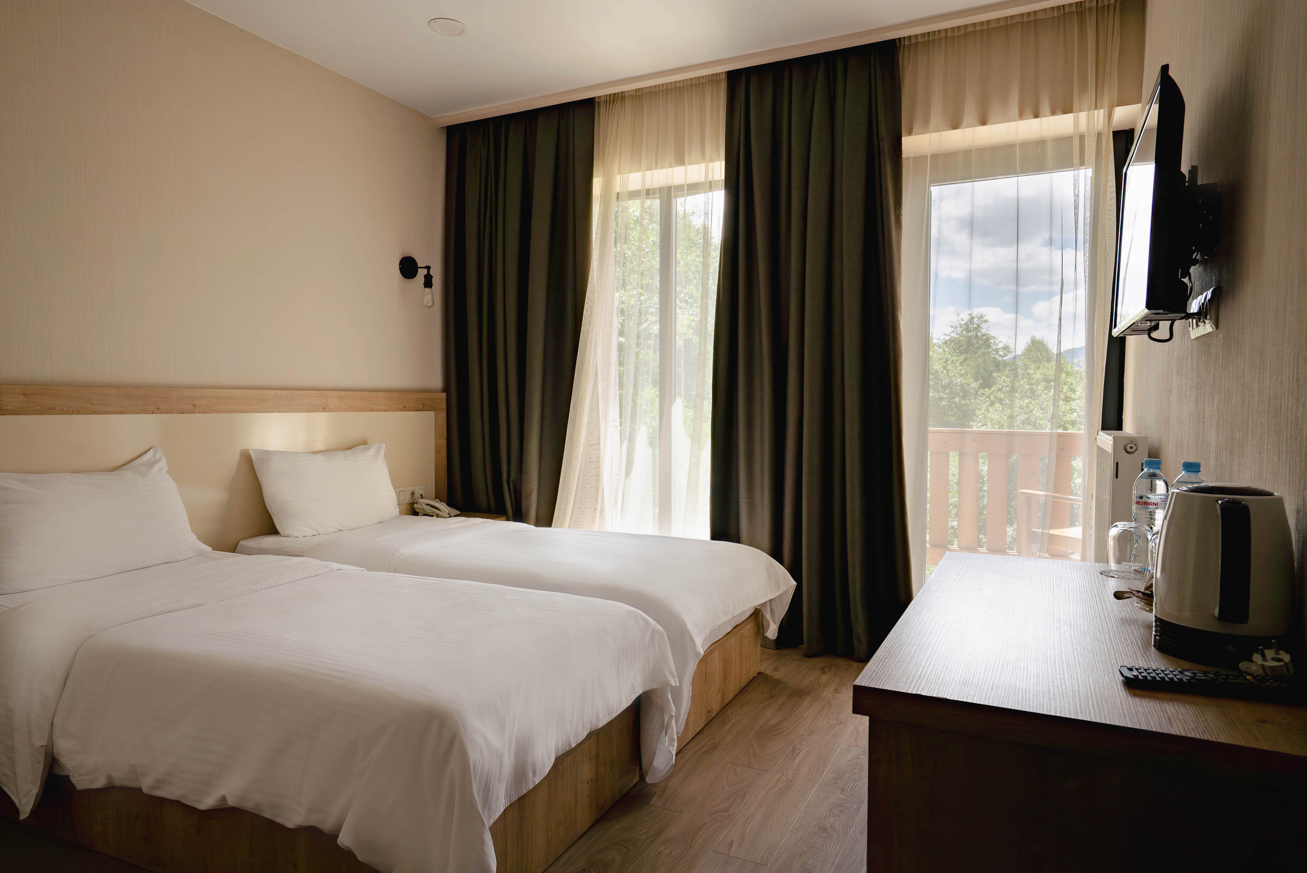 Double or Twin Standard