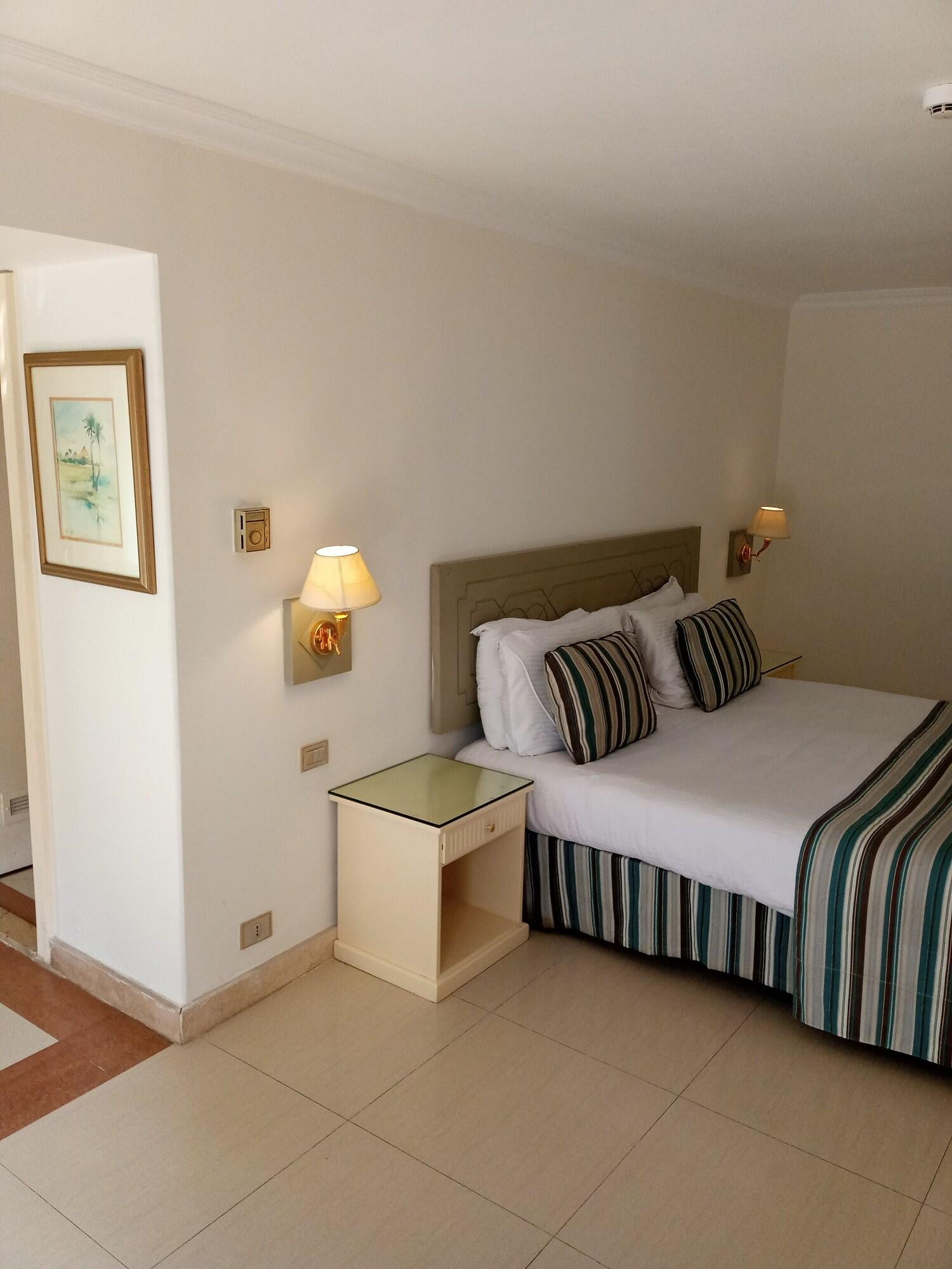 Twin Classic Garden View