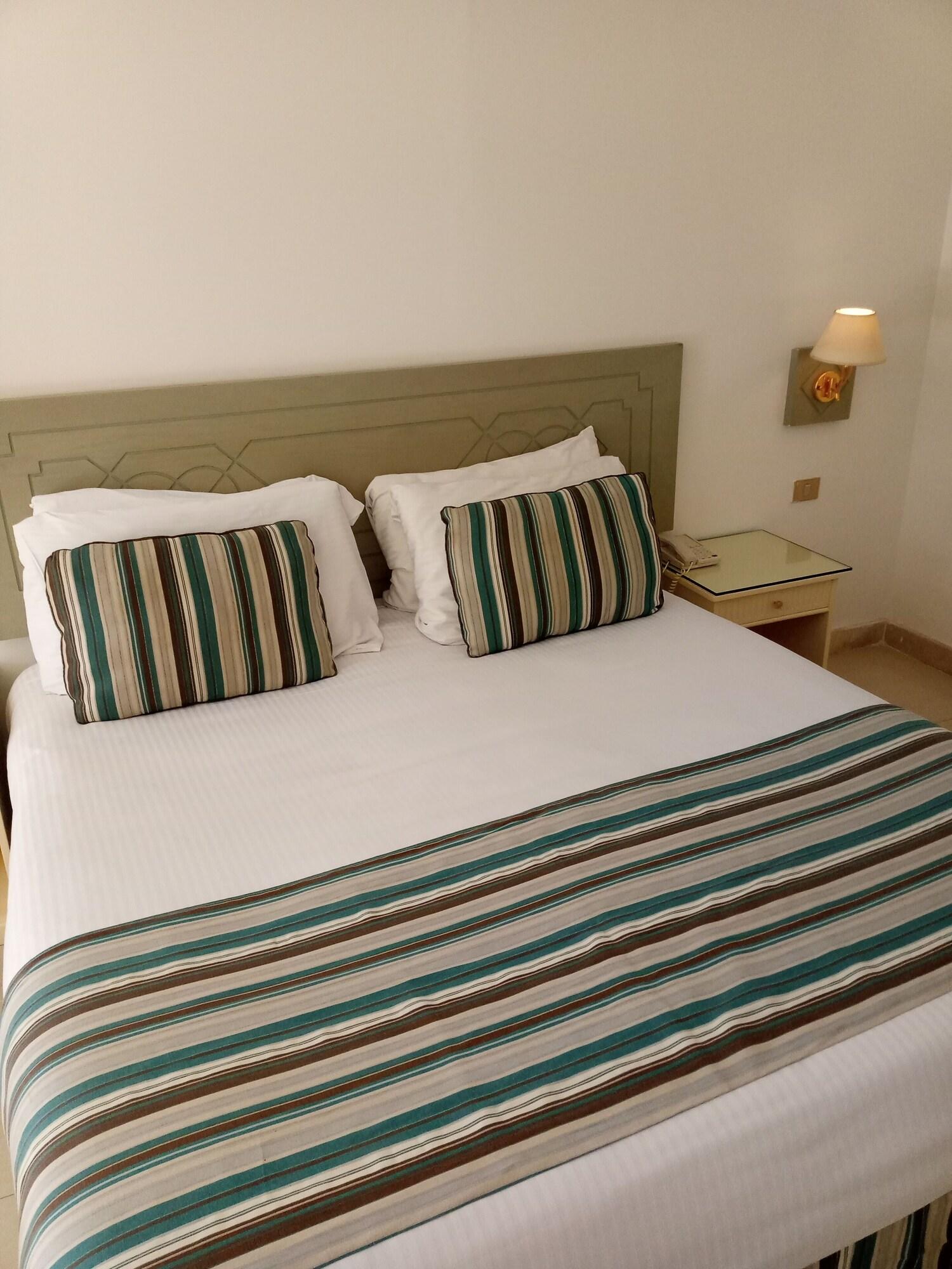 Twin Classic Garden View