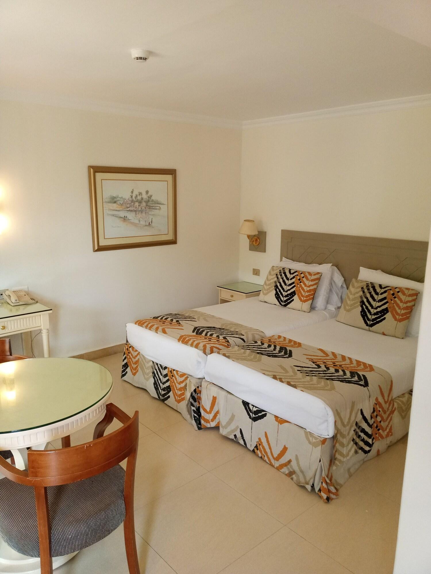 Twin Classic Garden View