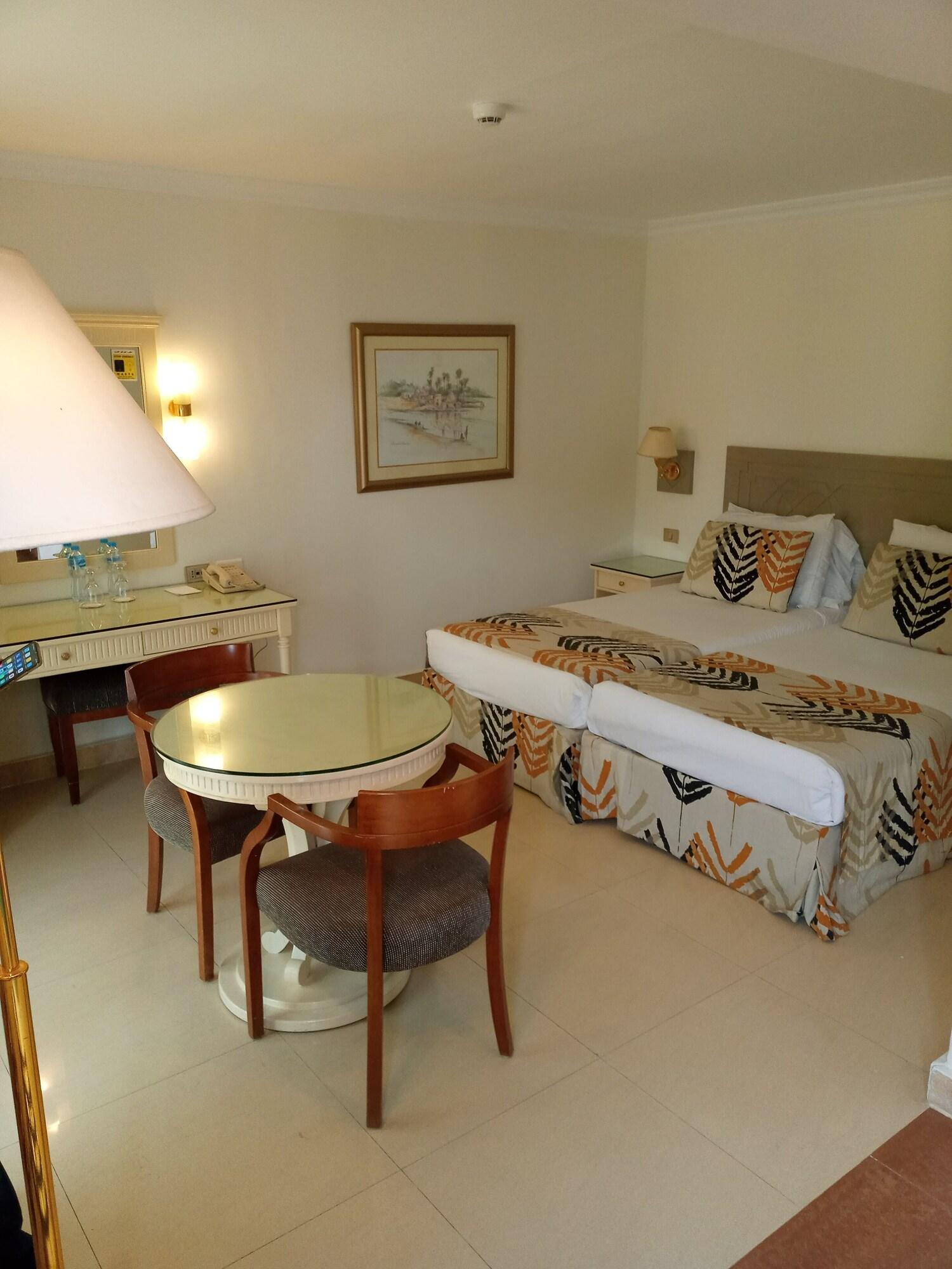 Twin Classic Garden View