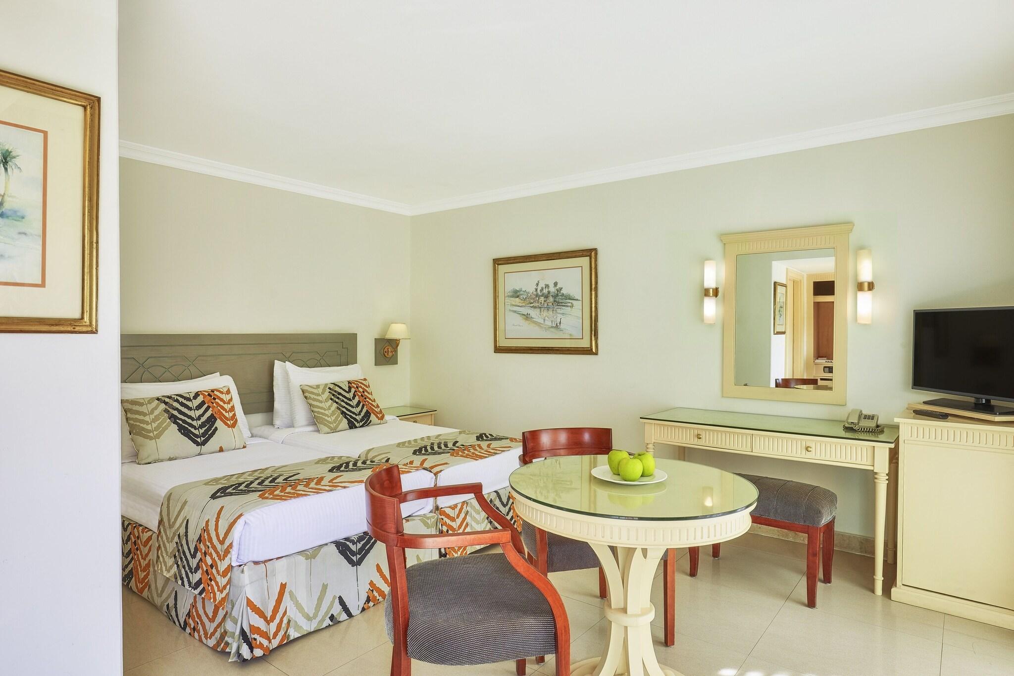 Twin Classic Garden View