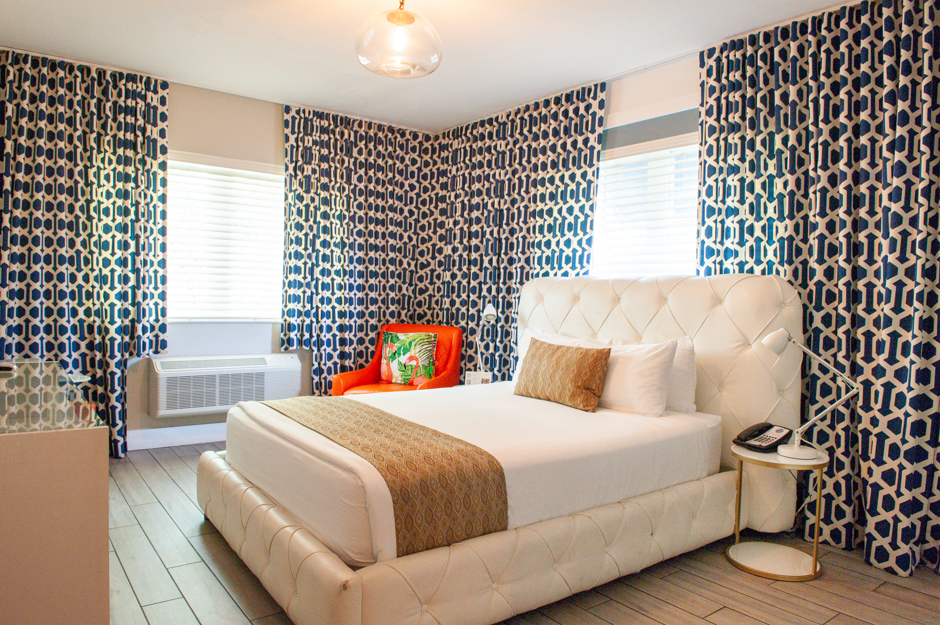 Double Queen Size Bed