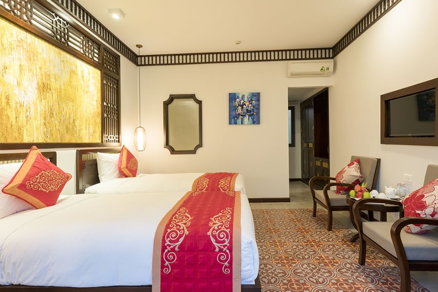 Twin Deluxe with Balcony