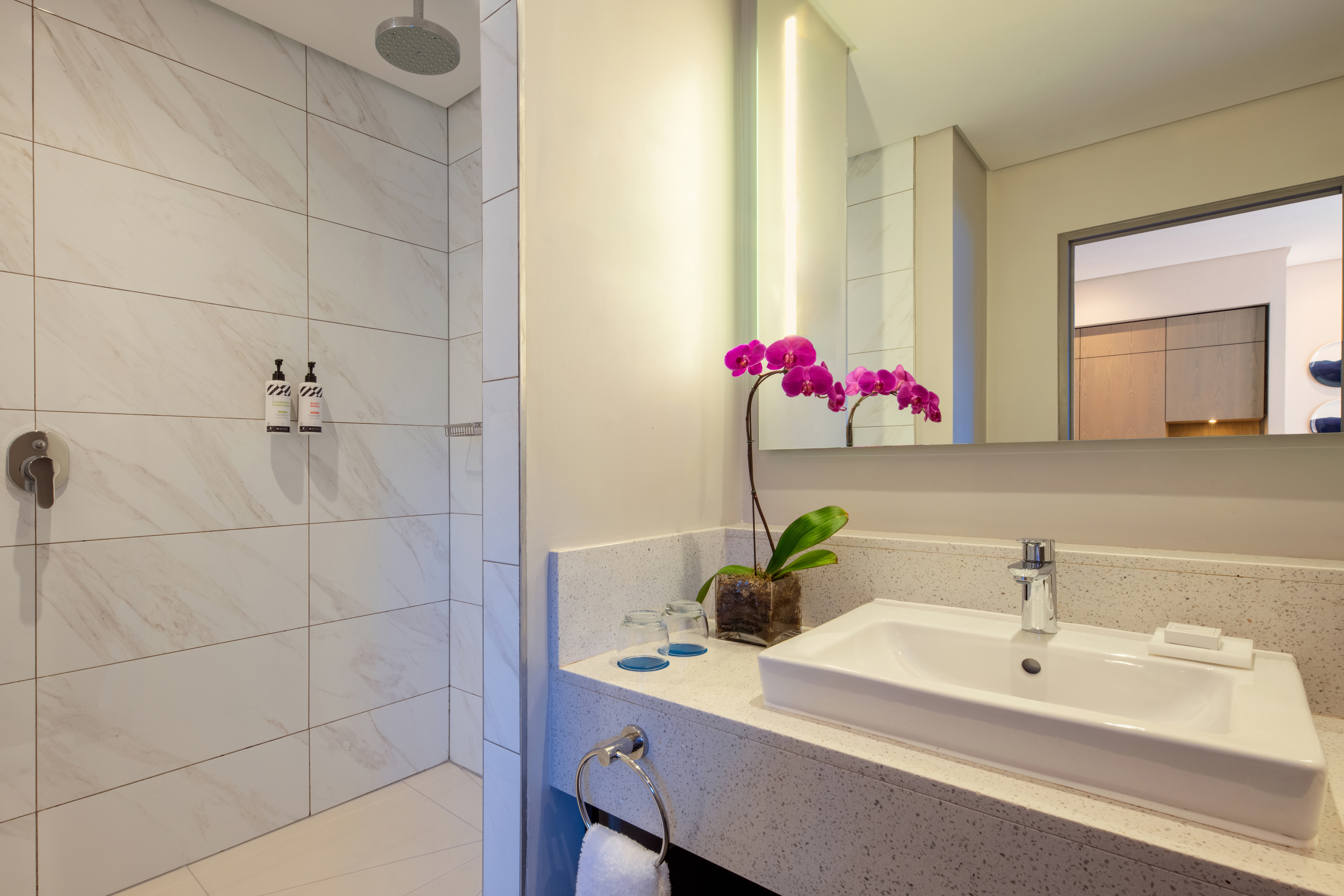 Double Classic King Bed