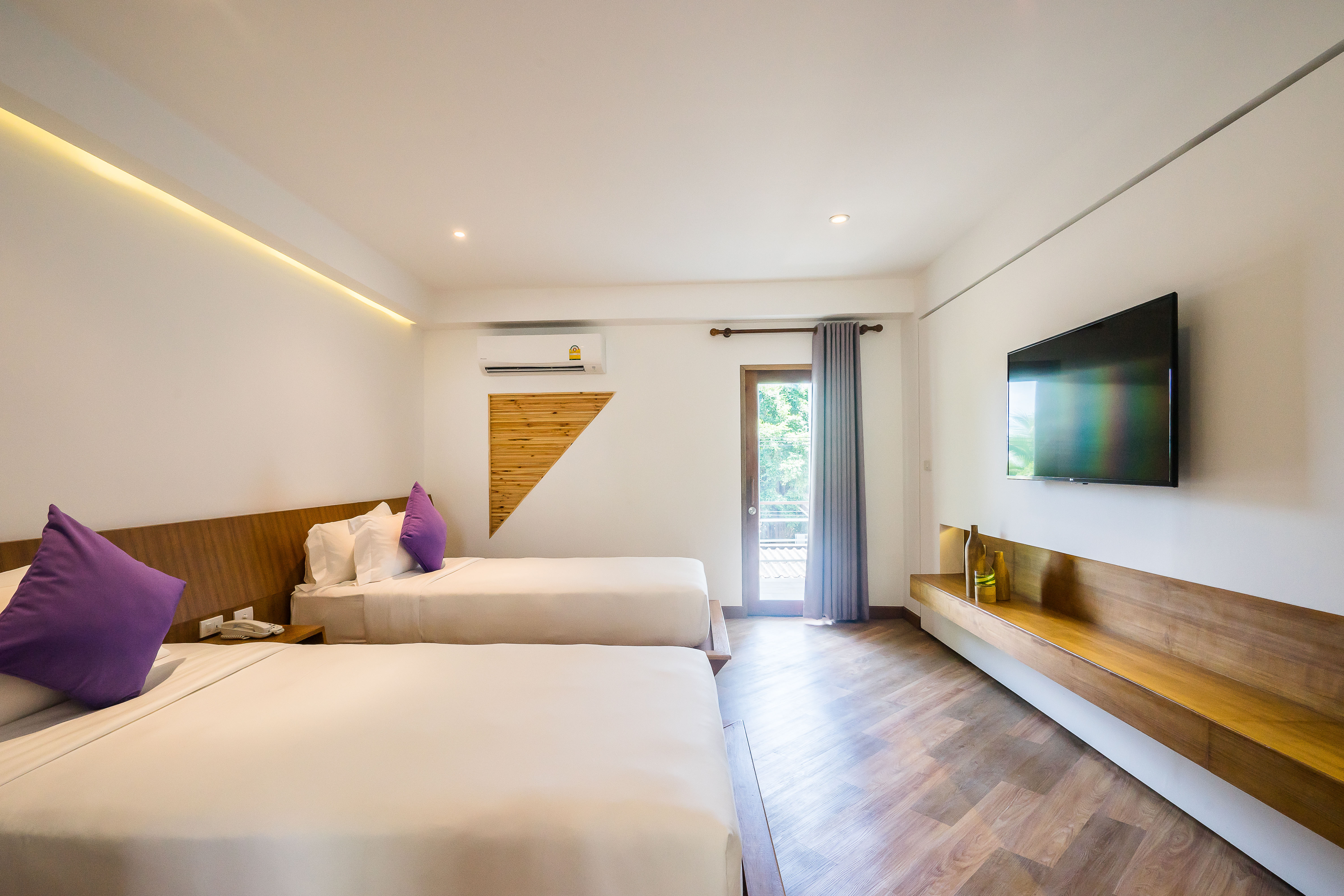 Double or Twin Deluxe