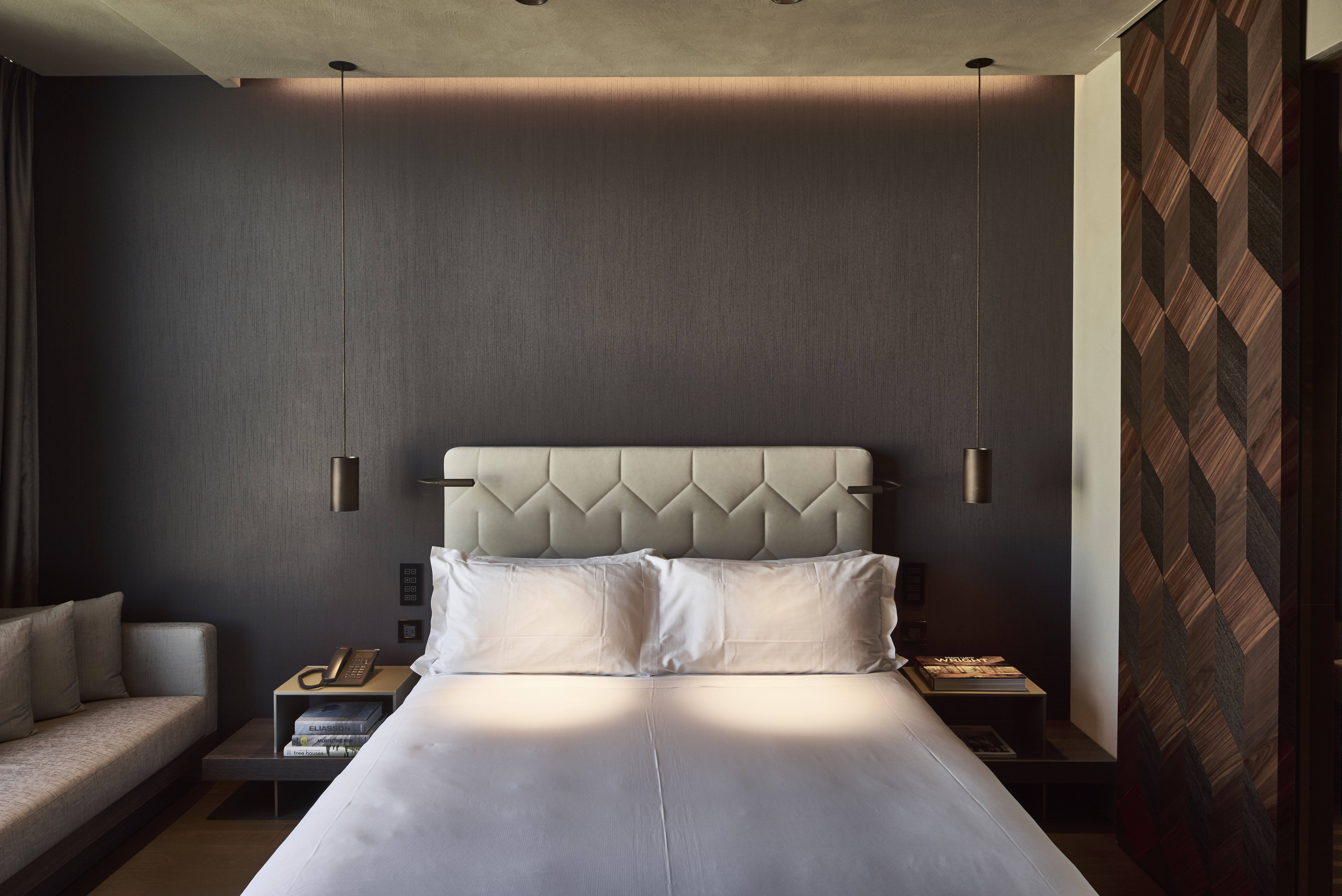 Double Single Superior