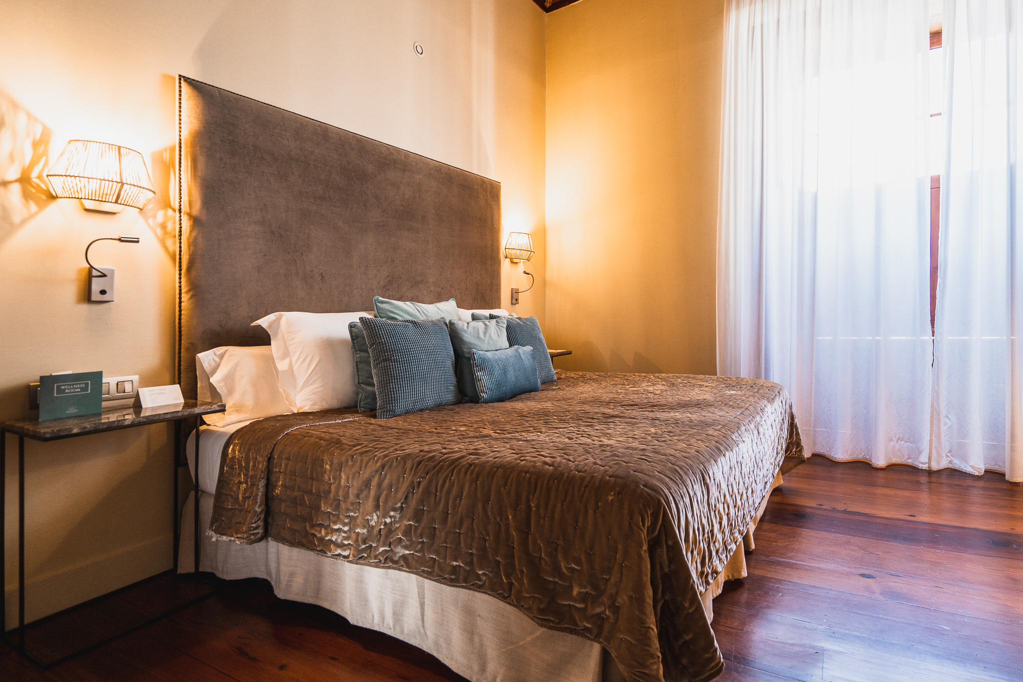 Double Single Superior