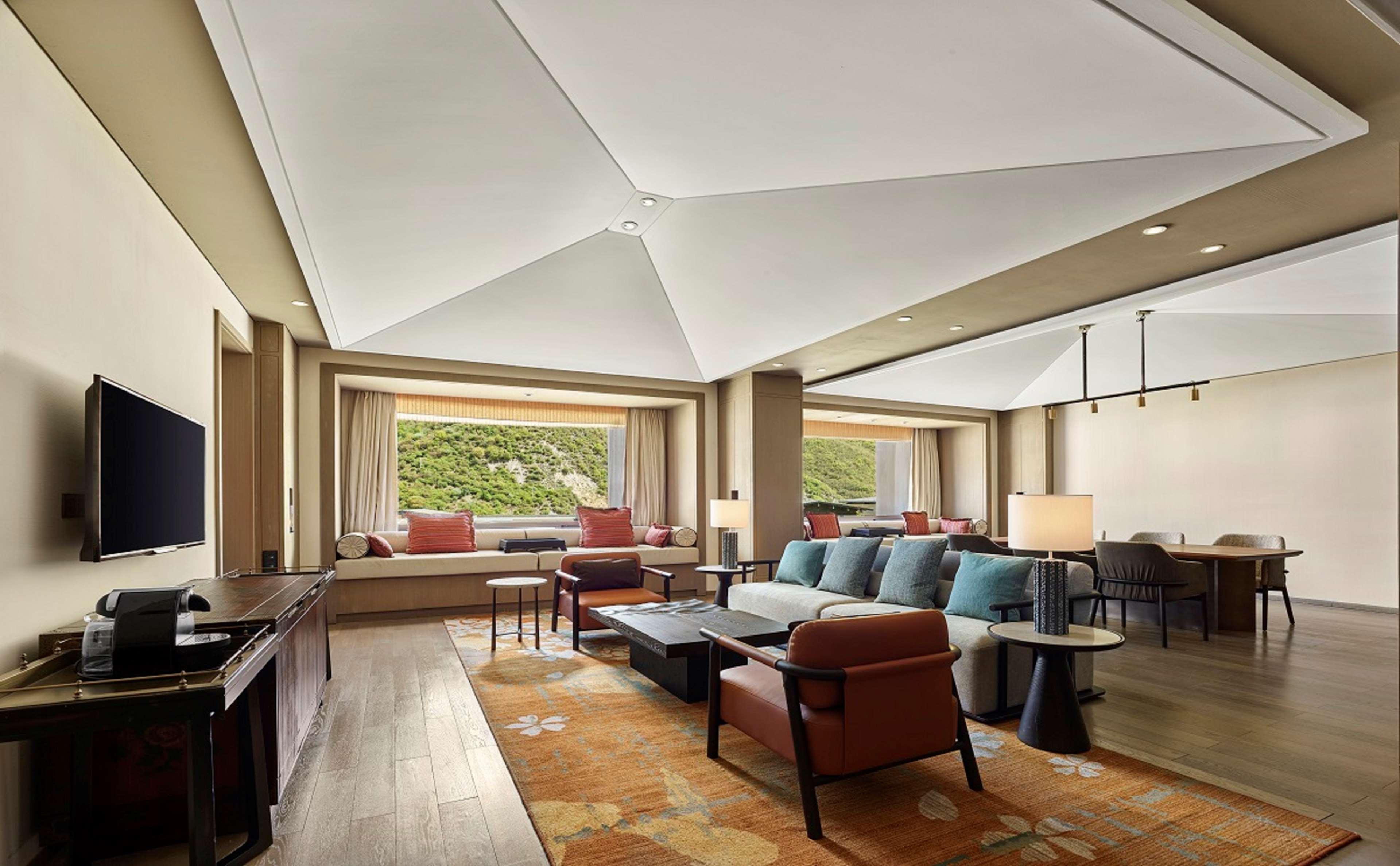 Suite Executive King Bed