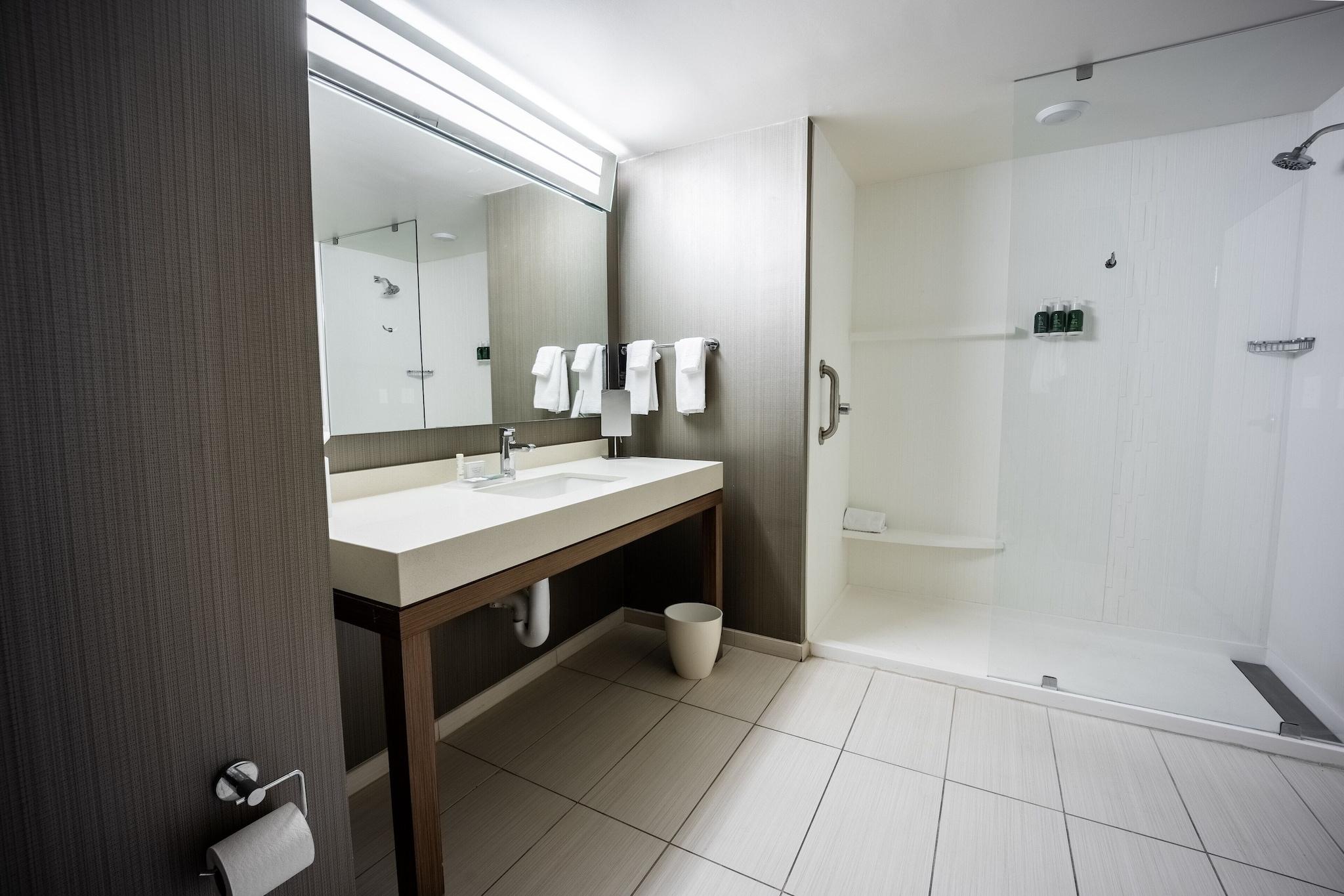 Double Accessible-two Queen Beds