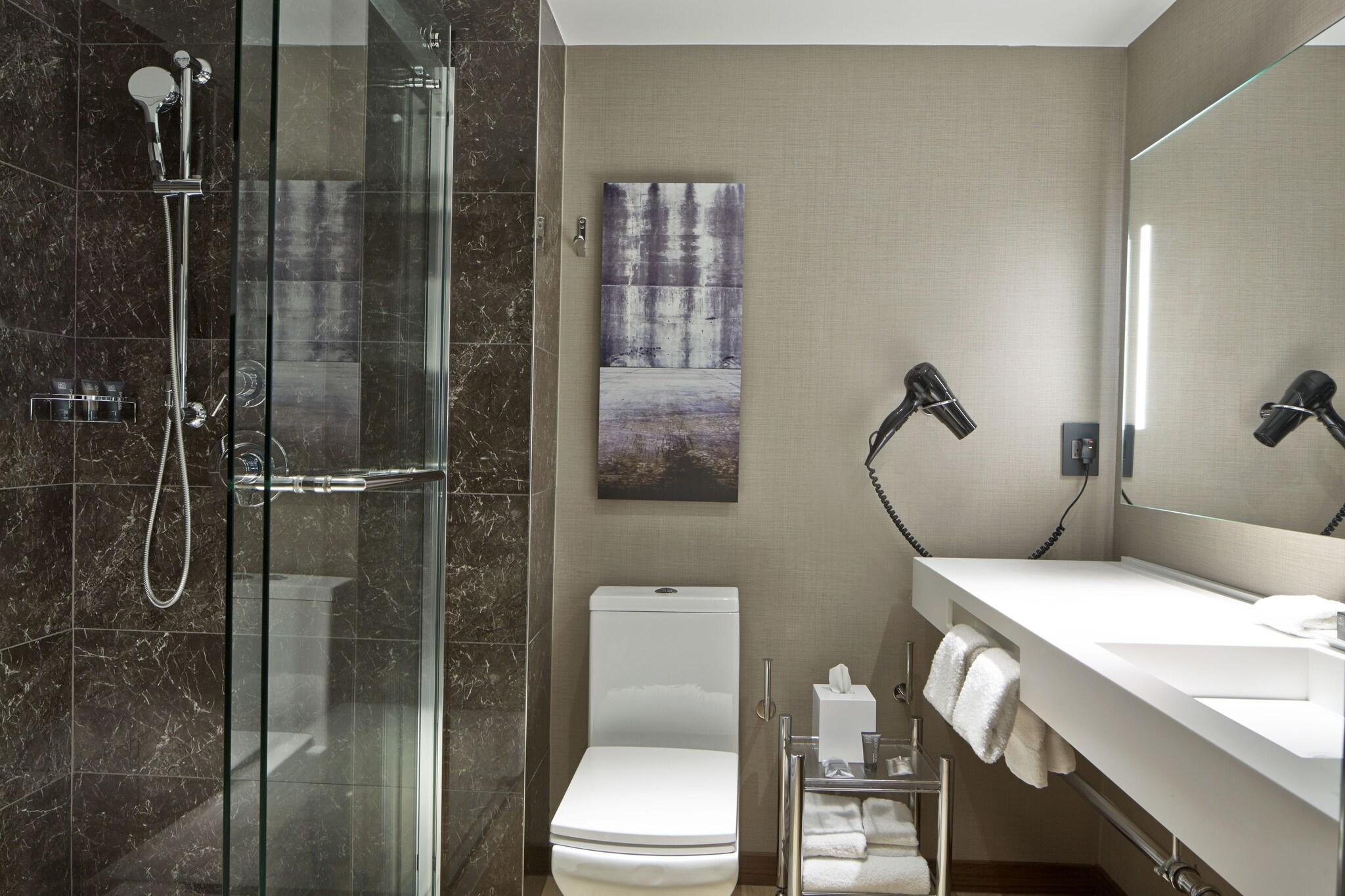 Double Two Queen Beds