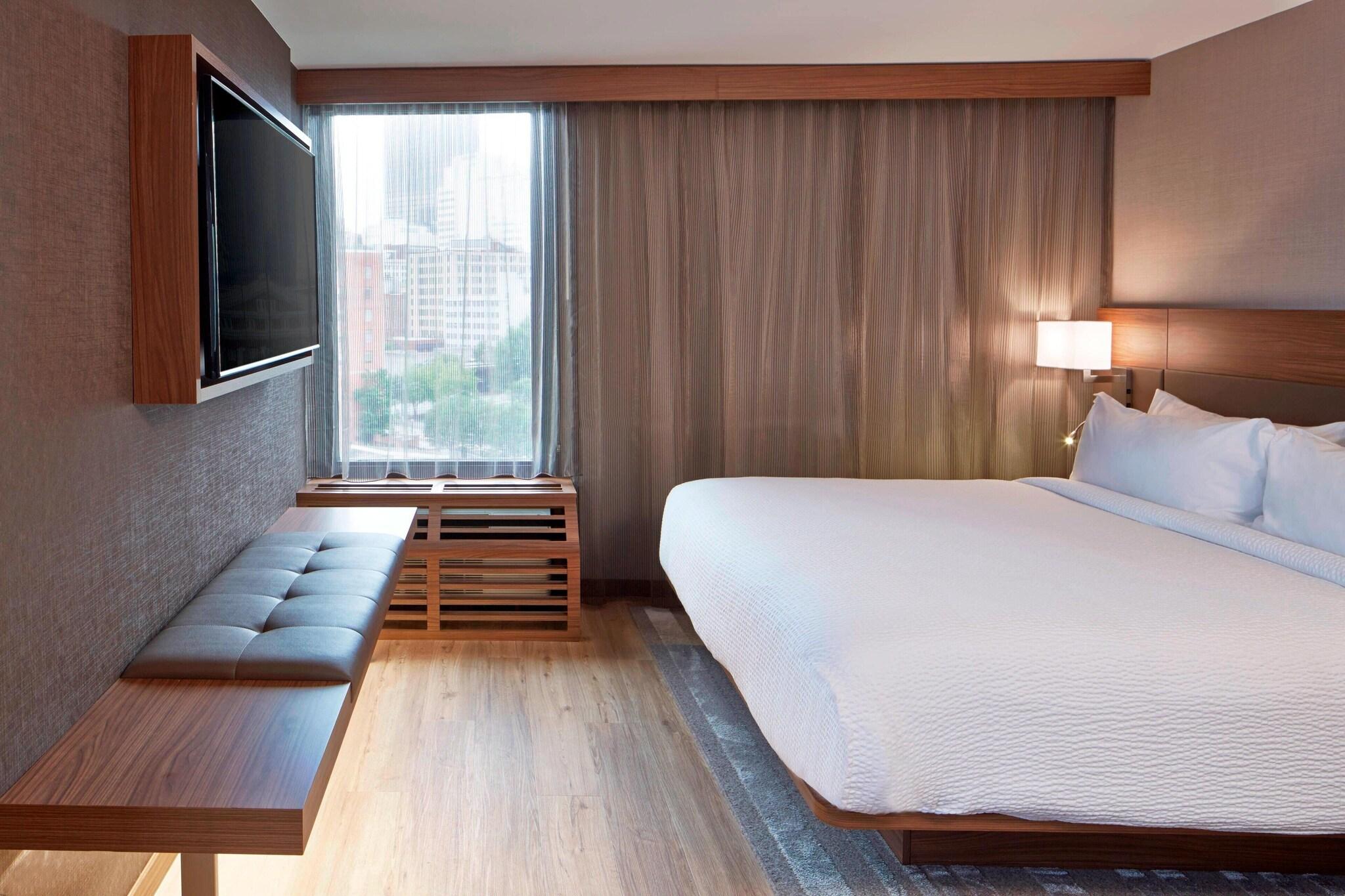 Suite King Bed One Bedroom 