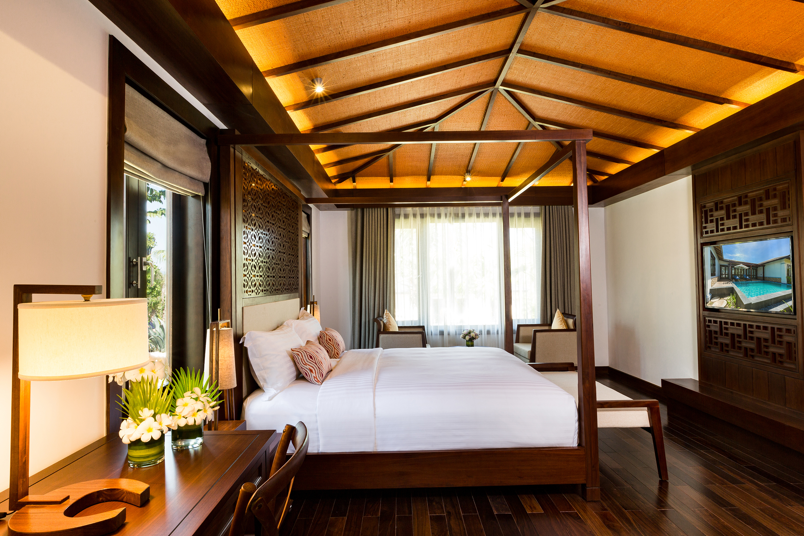 Villa Four Bedrooms with Private Pool