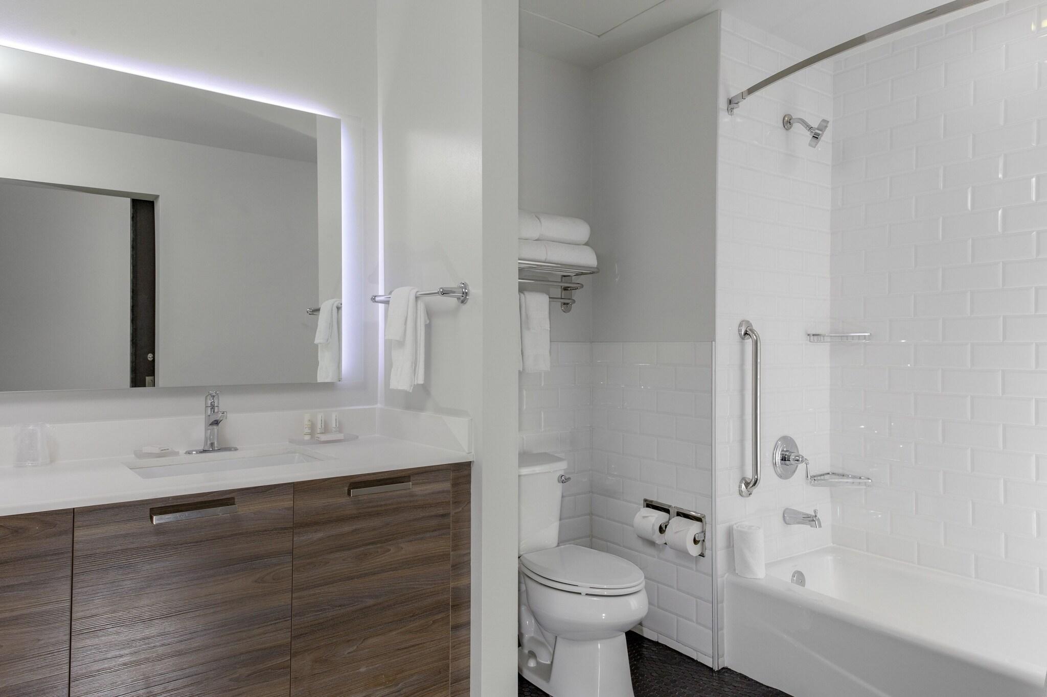 Studio King Size Bed