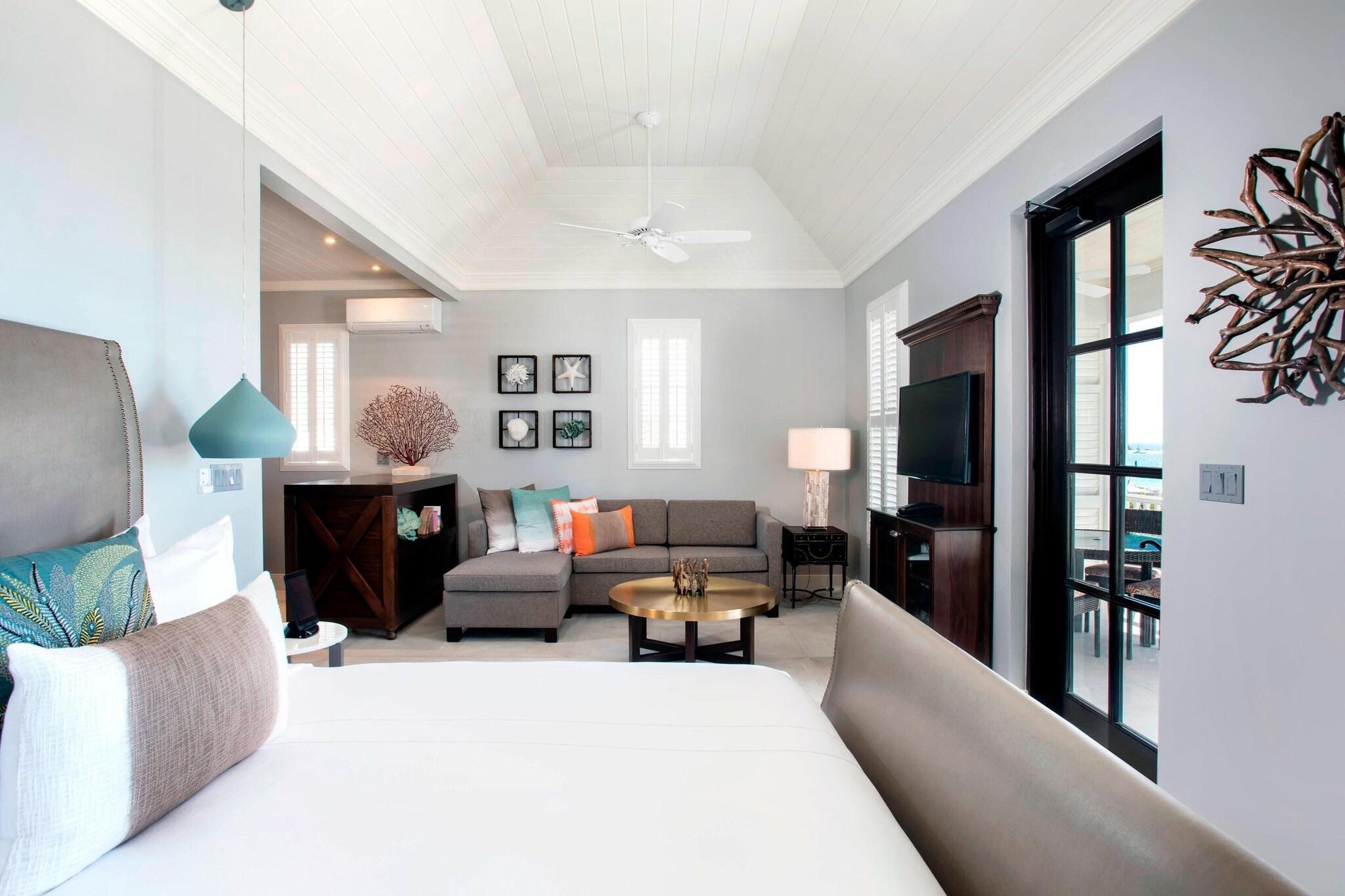 Villa Ocean Front King Bed