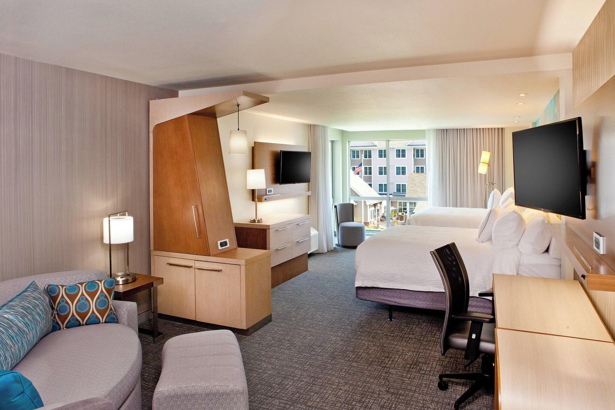 Suite Two Queen Beds