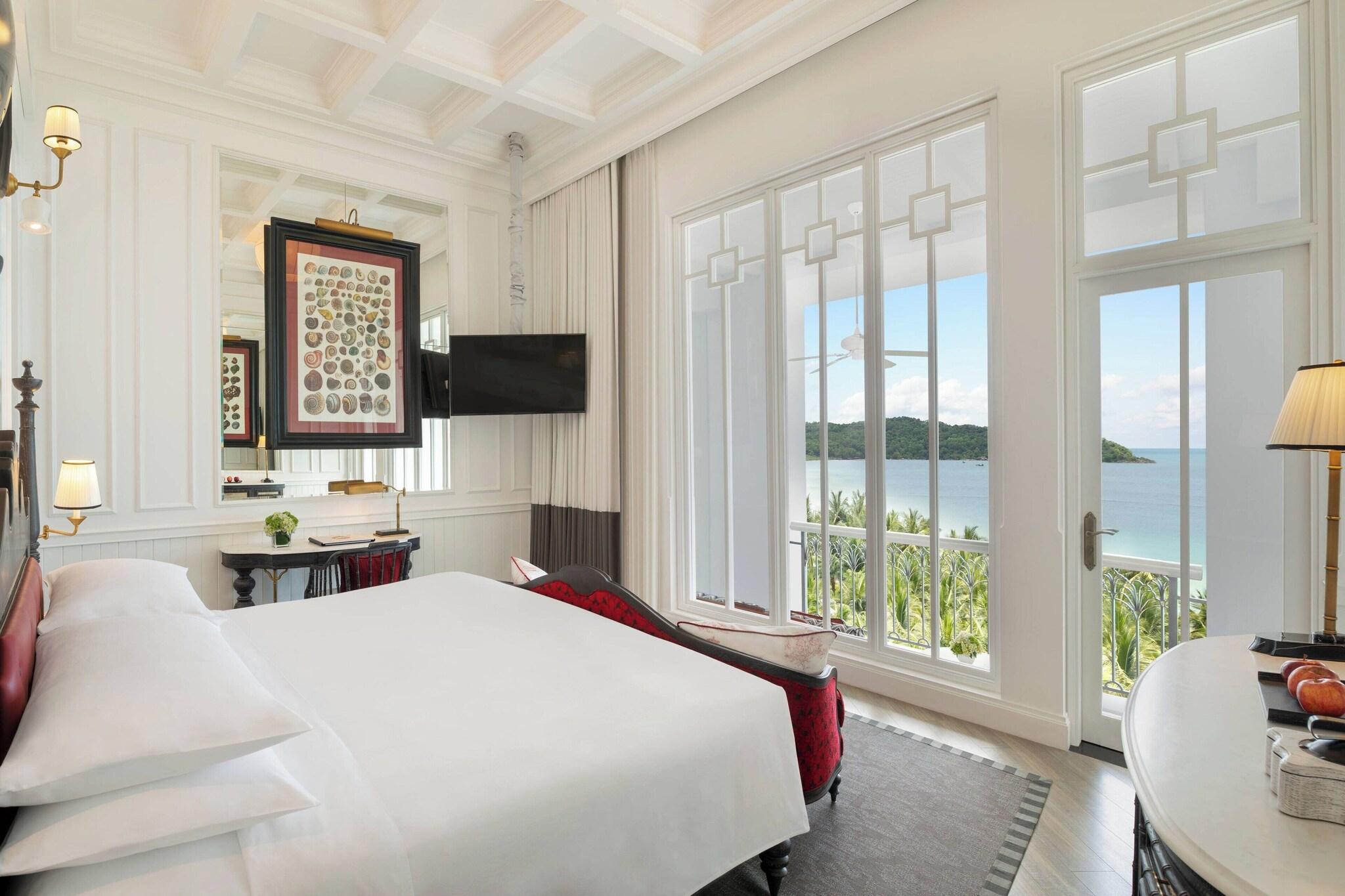Double Ocean View King Bed