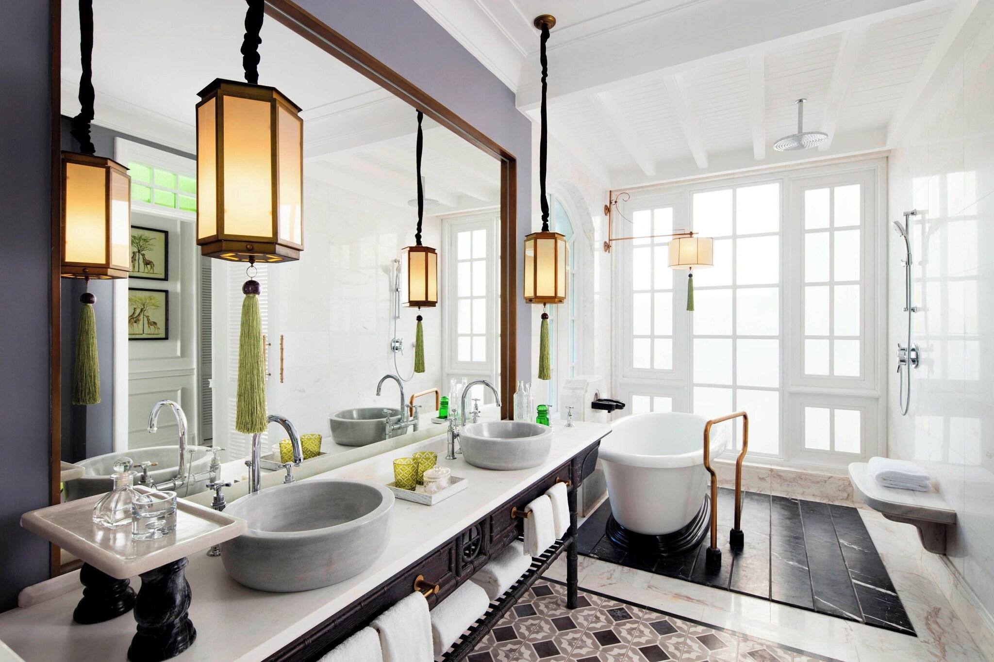 Quadruple Ocean View Two Double Beds