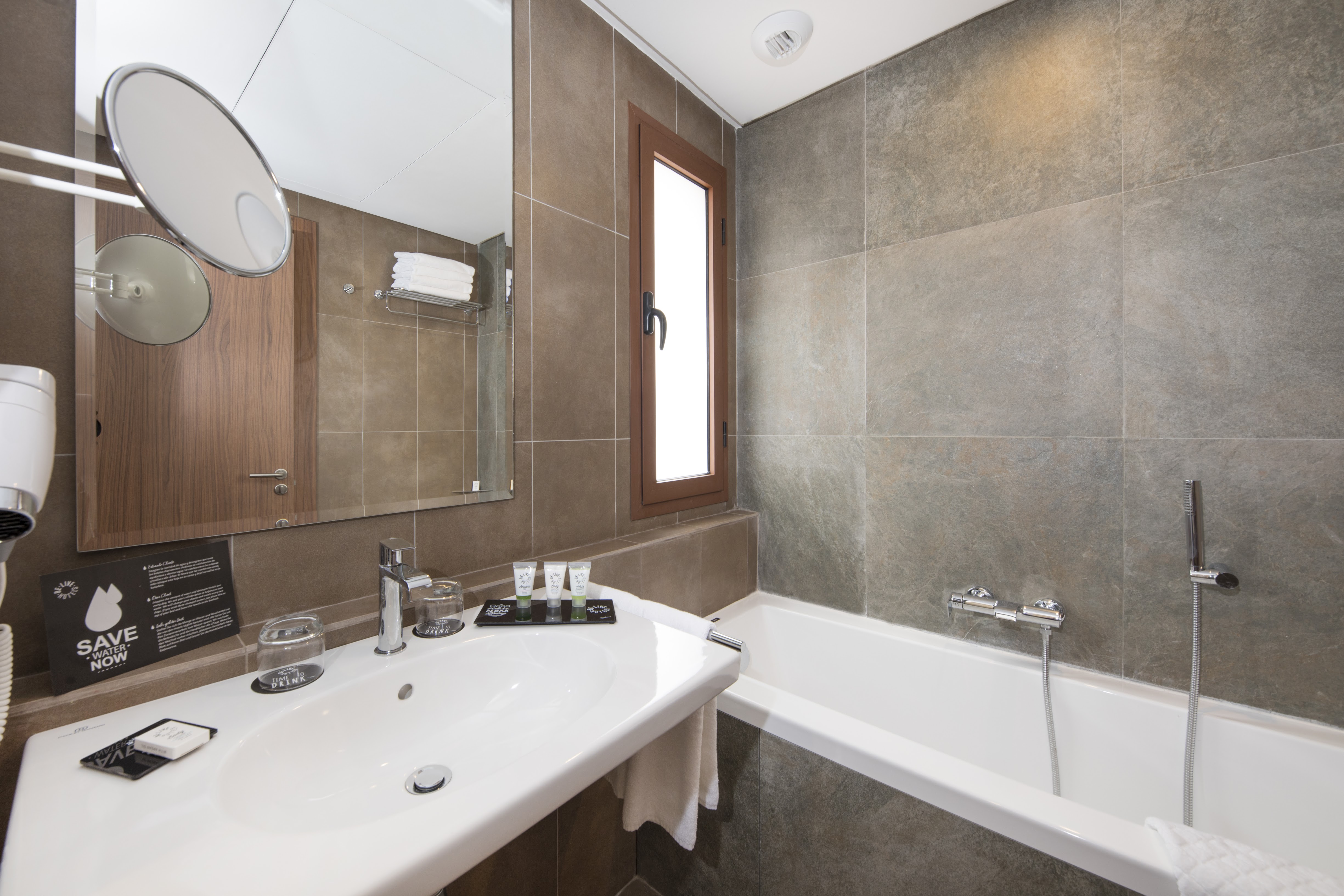 Double or Twin Duplex