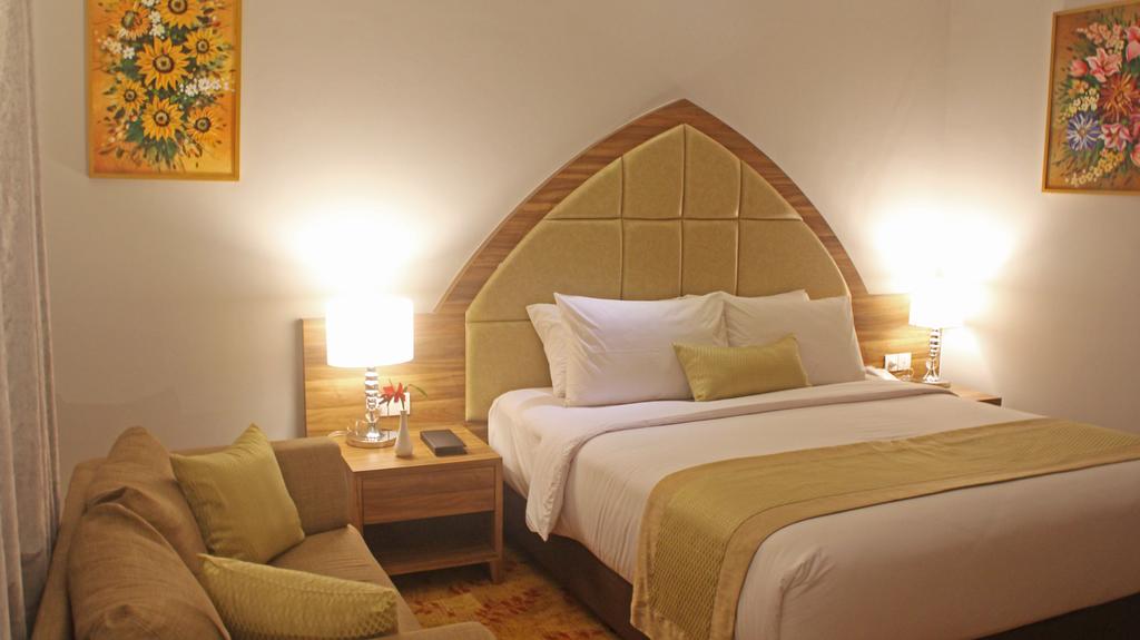 Double or Twin Deluxe