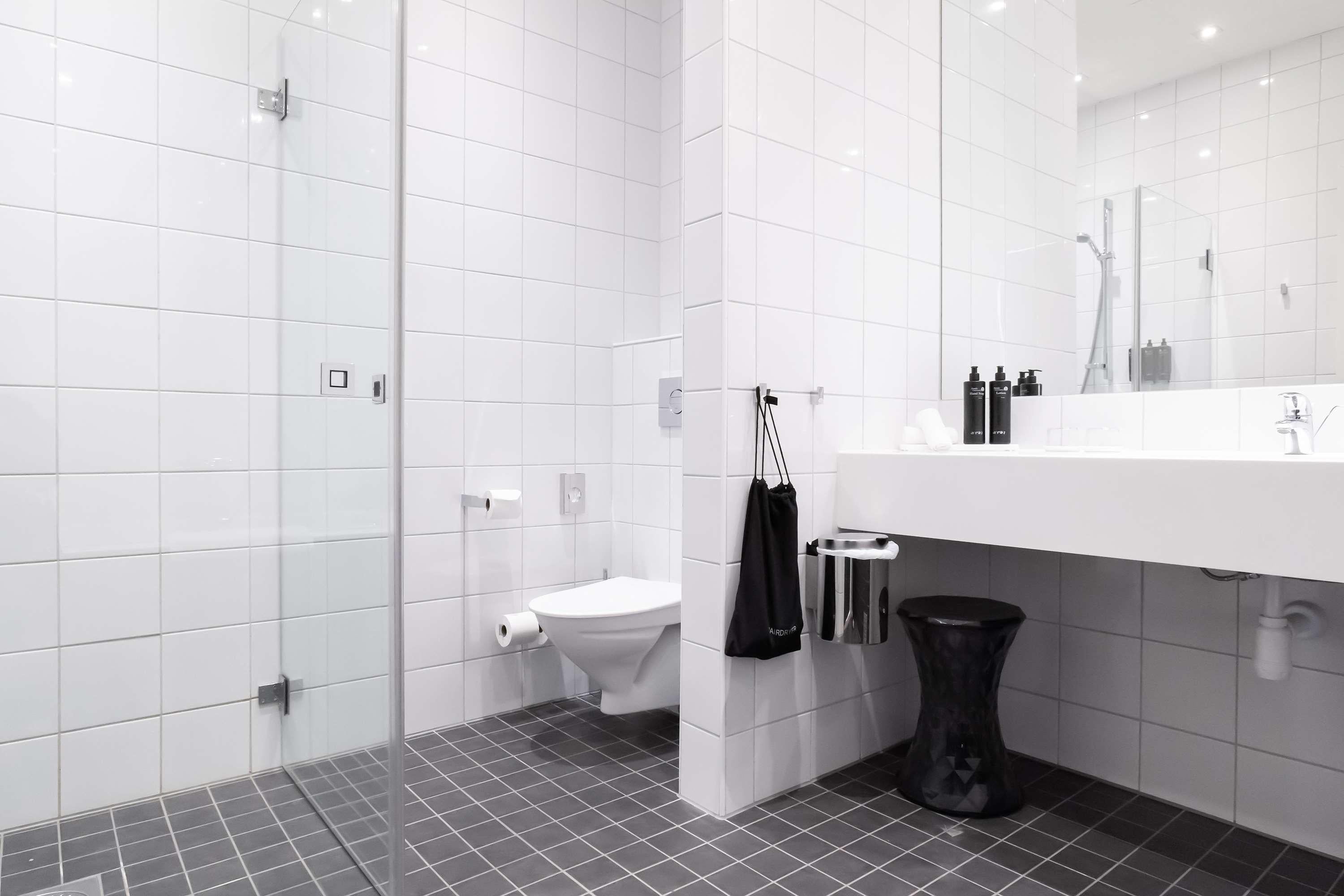 Junior Suite King Size Bed