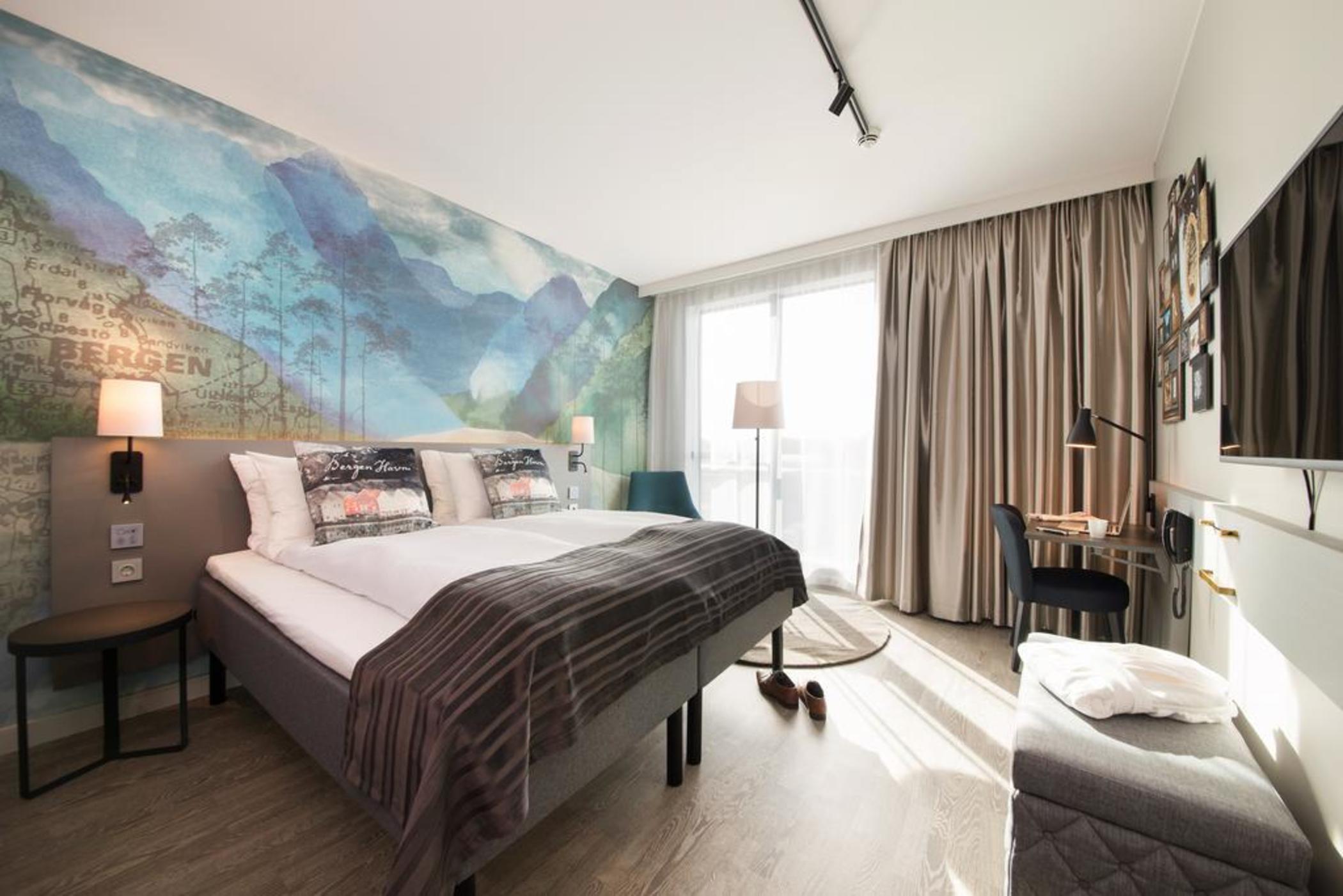 Double King Size Bed