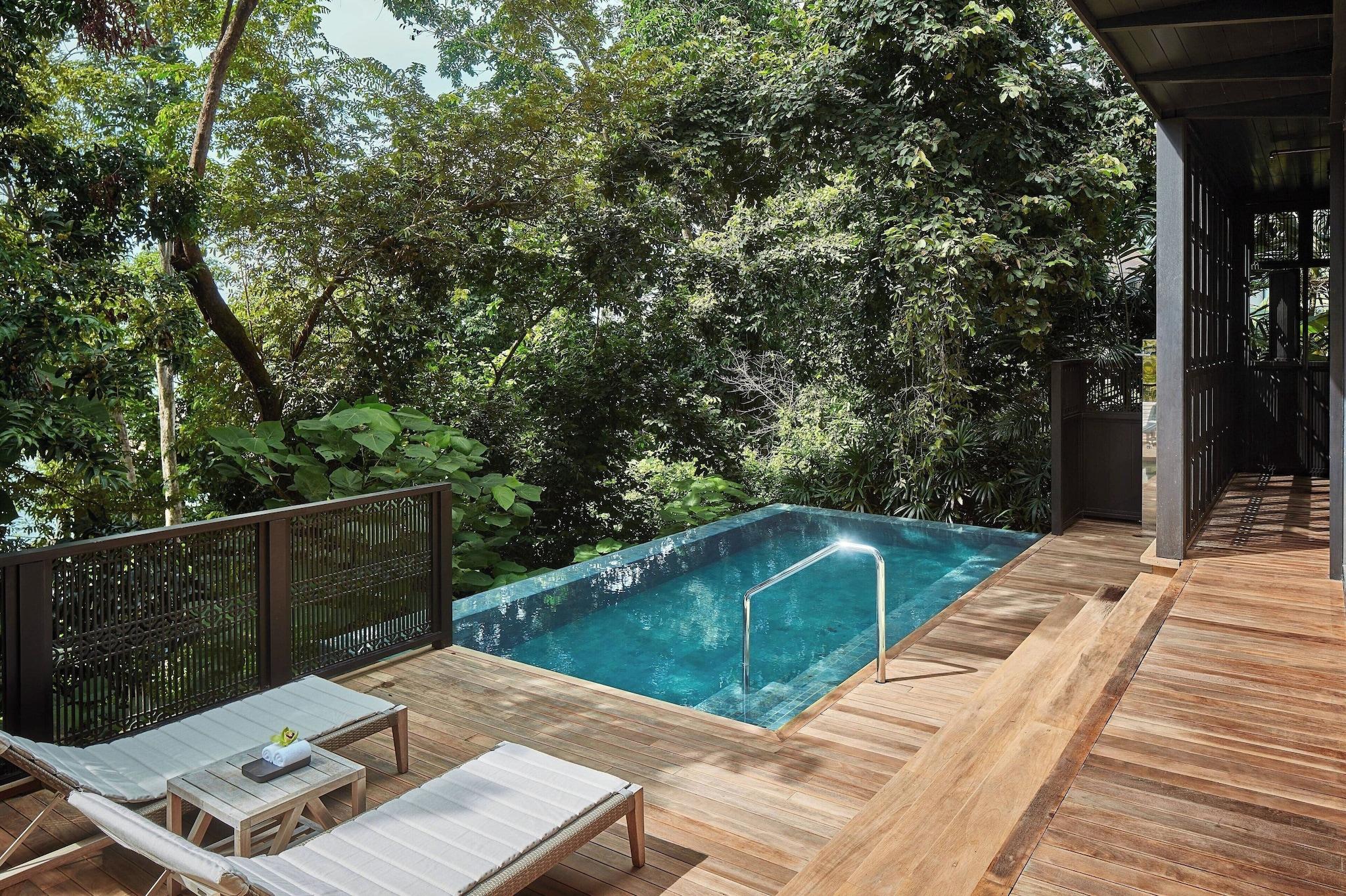 Villa Garden View King Bed