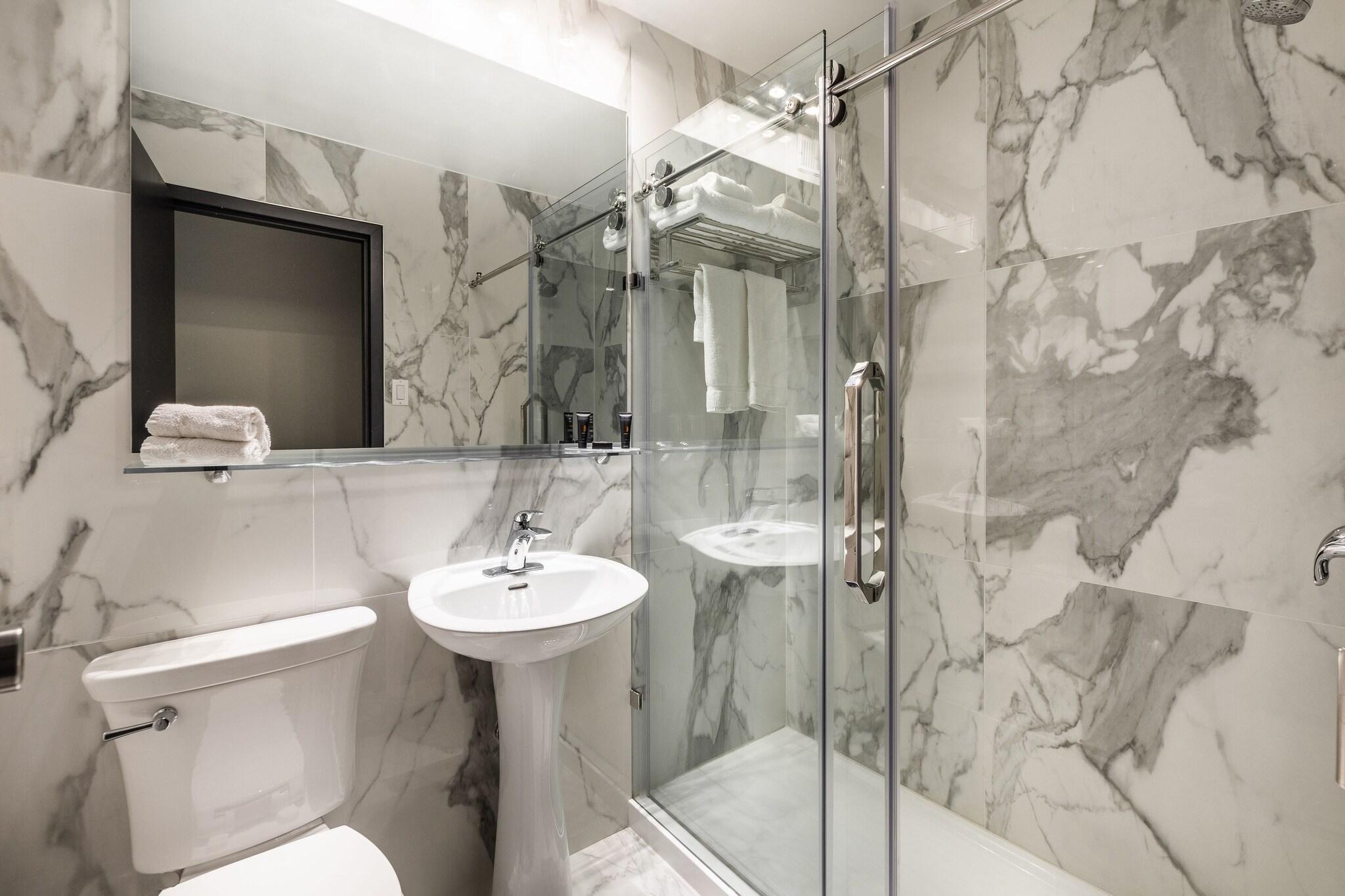 Double Business King Bed