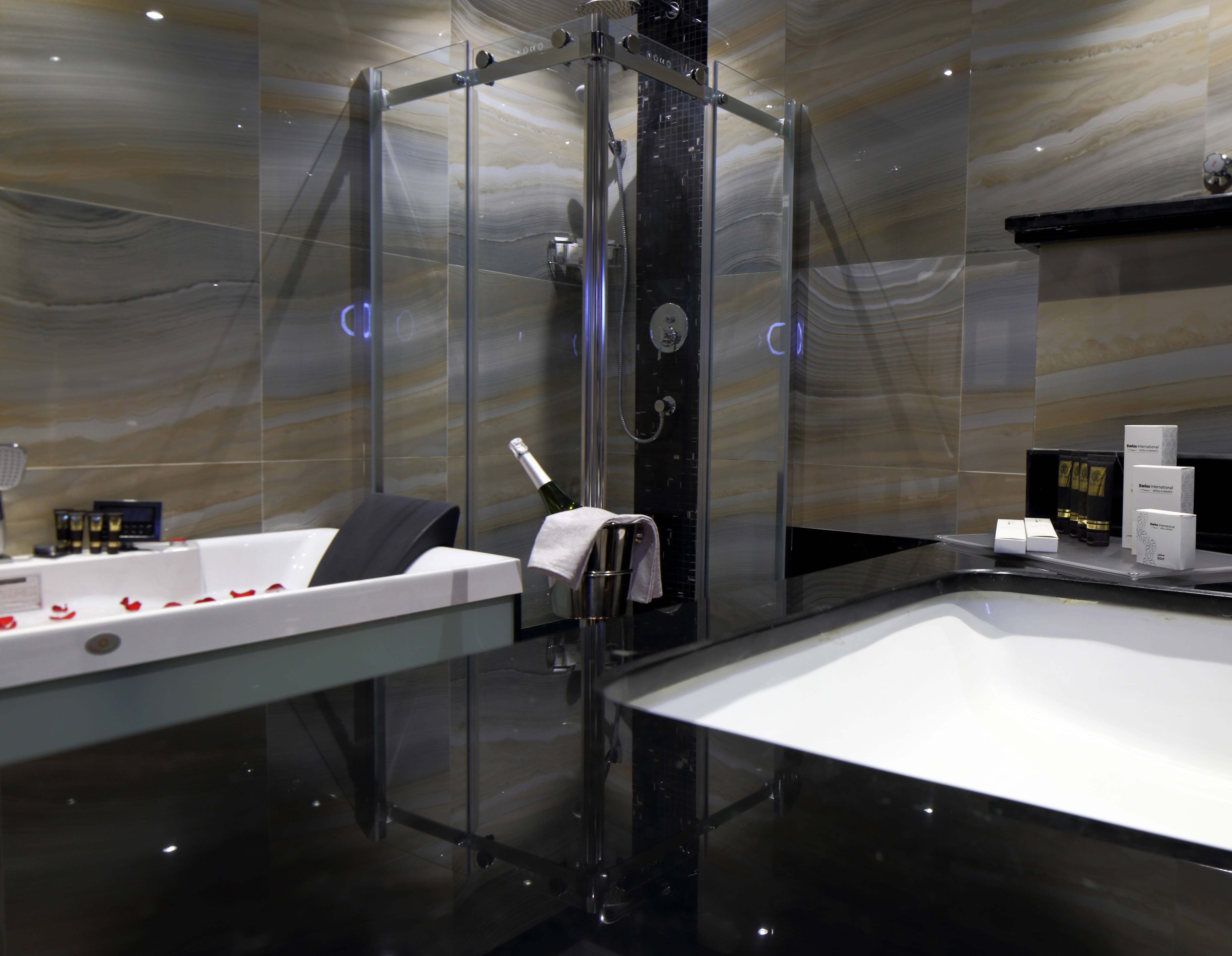 Junior Suite King Size Bed